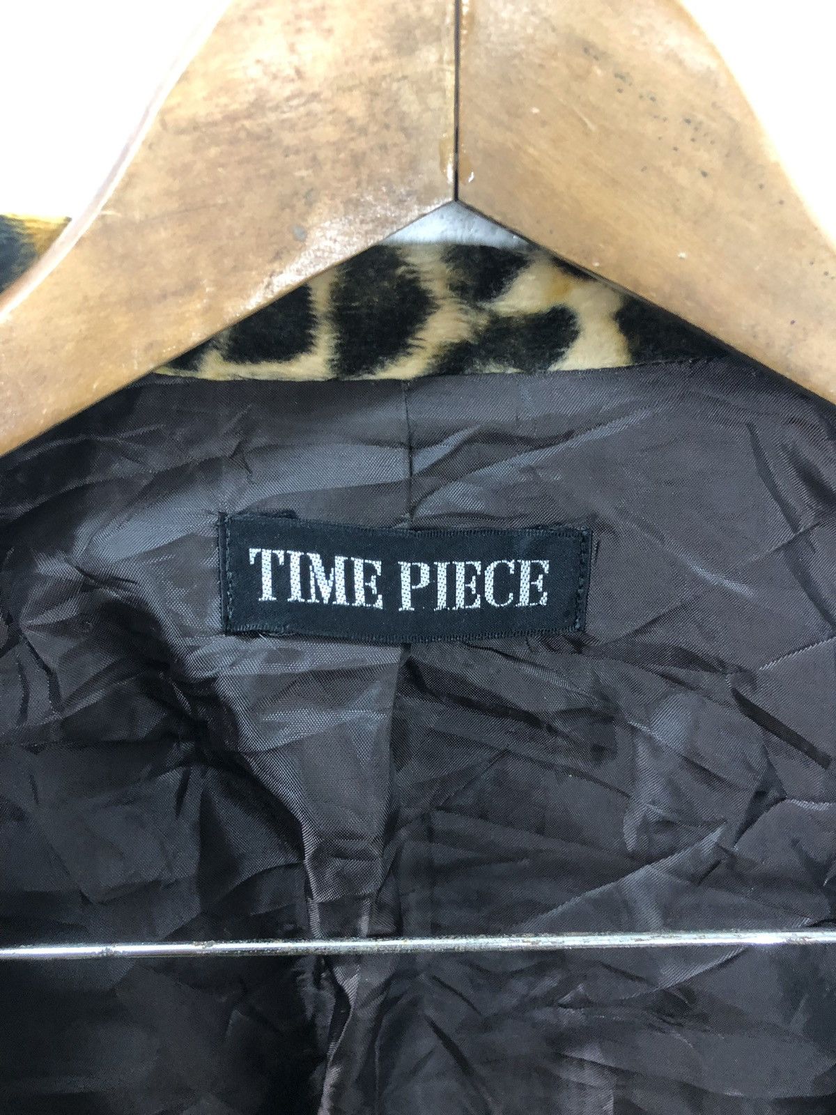 Designer Time Piece Nice Design Leopard Stripe Jacket Size US S / EU 44-46 / 1 - 8 Thumbnail