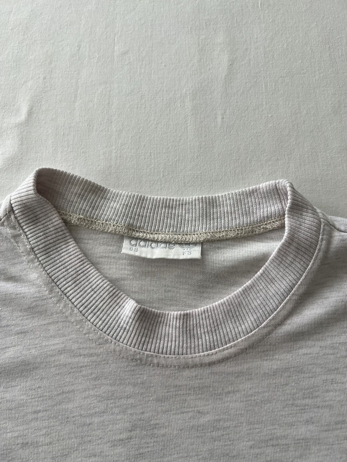 Adidas Vintage 90s Adidas Streetwear Tee Size US L / EU 52-54 / 3 - 11 Thumbnail