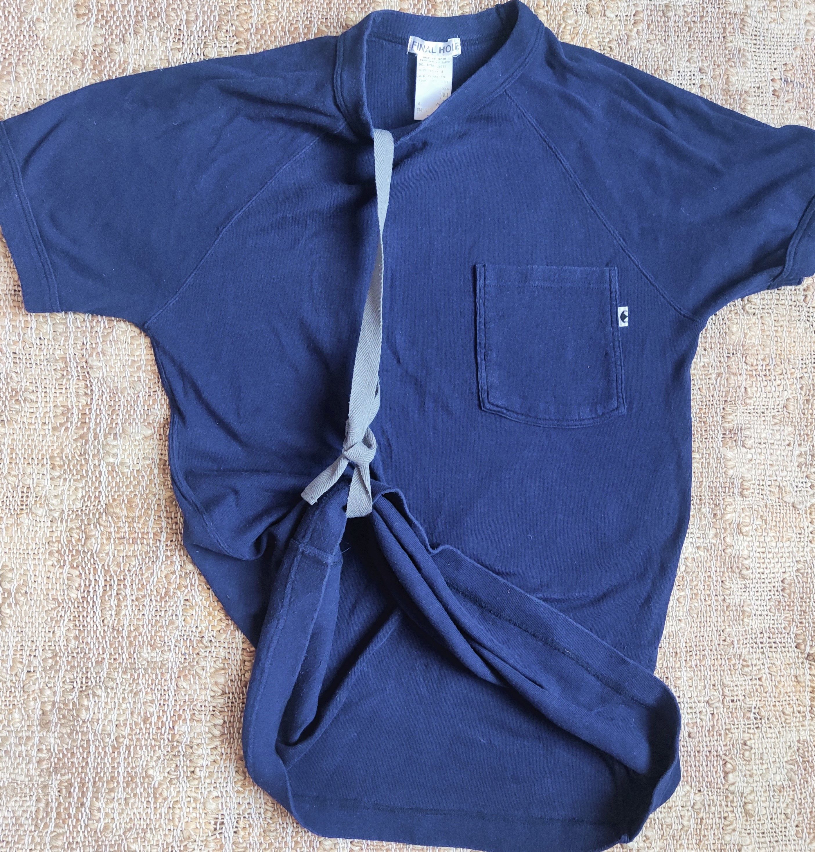 Final Home Final Home Survival Strap Straps HOME1 Vintage T-shirt Shirt Size US M / EU 48-50 / 2 - 1 Thumbnail