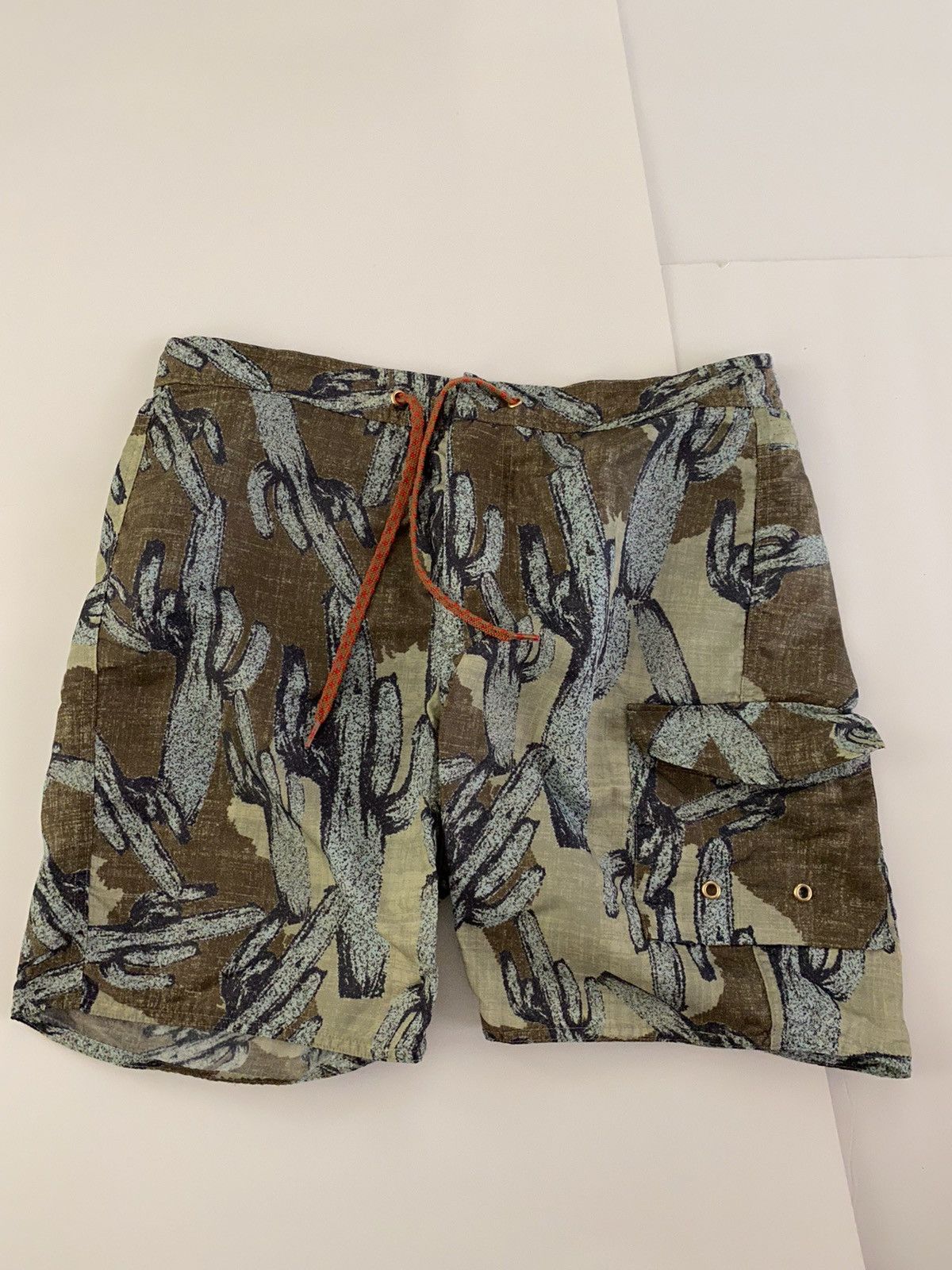Marc Jacobs Marc Jacobs Collection Cactus Swimshorts Size US 34 / EU 50 - 2 Thumbnail