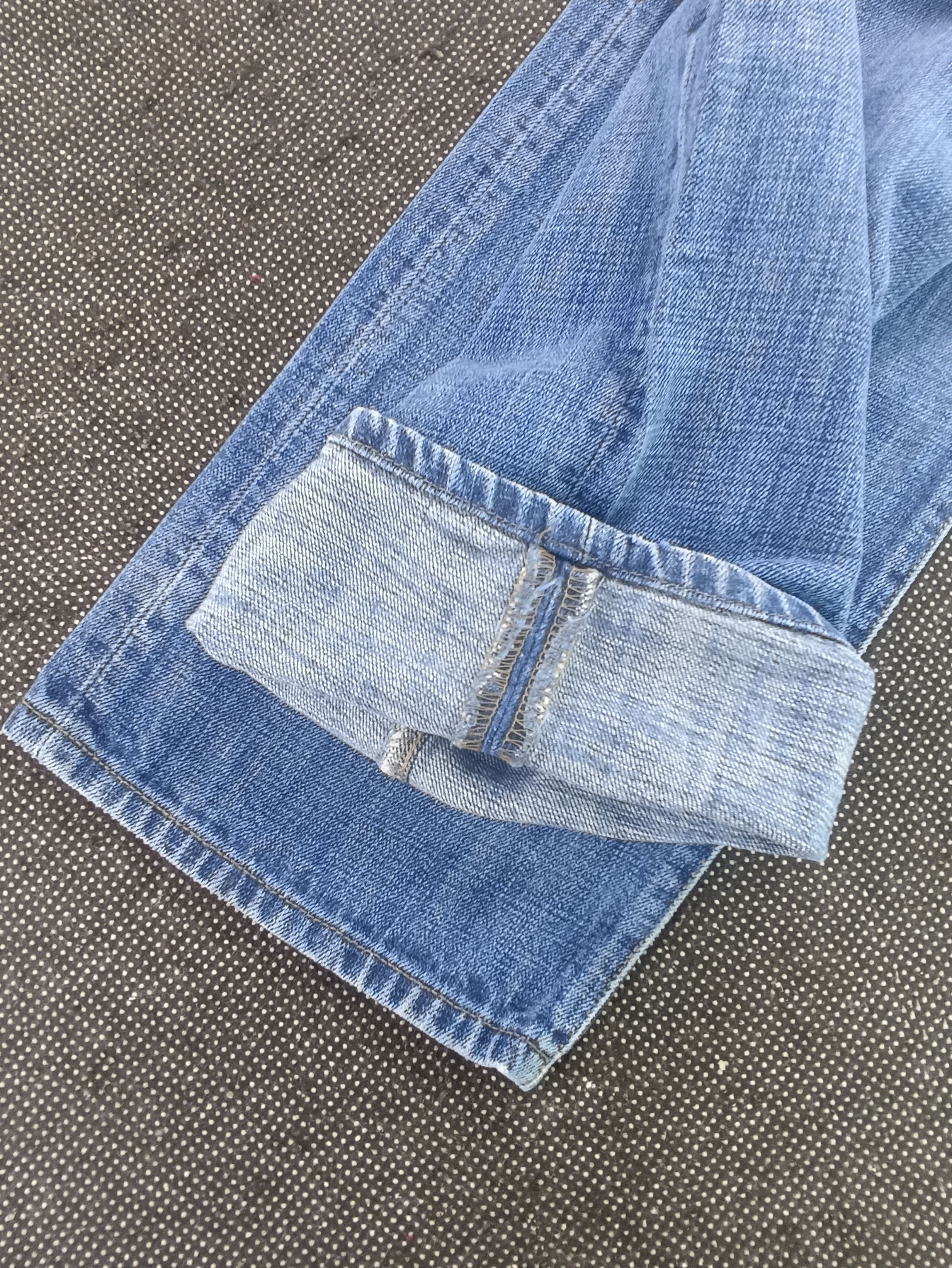 Jean × Levi's × Vintage VINTAGE LEVIS 501 STRAIGHT LEG BUTTON FLY JEANS -J261 Size US 35 - 8 Thumbnail