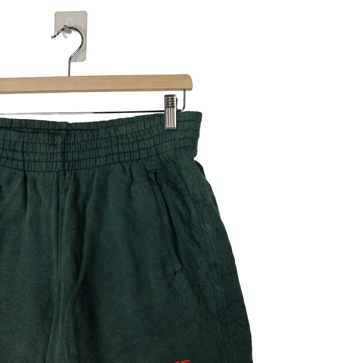 Adidas VINTAGE ADIDAS SHORT PANTS Size US 32 / EU 48 - 2 Thumbnail