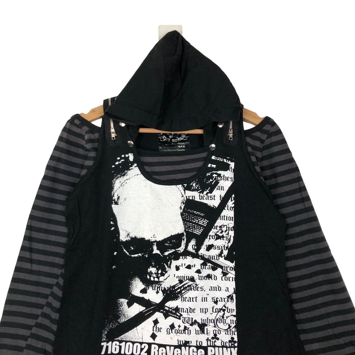 Japanese Brand RARE SEXPOT REVENGE PUNK BIG LOGO INSPIRE VIVIENNE WESTWOOD Size US M / EU 48-50 / 2 - 2 Thumbnail