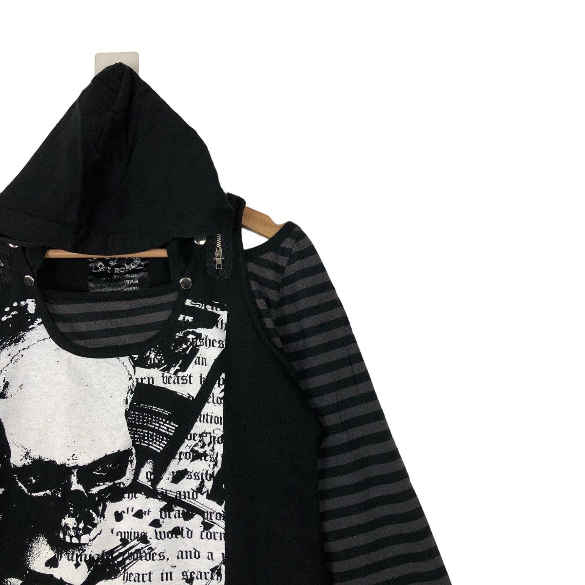Japanese Brand RARE SEXPOT REVENGE PUNK BIG LOGO INSPIRE VIVIENNE WESTWOOD Size US M / EU 48-50 / 2 - 5 Thumbnail