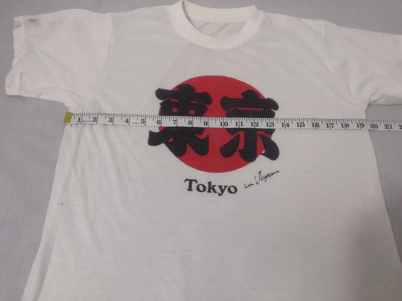 Japanese Brand Vintage Tokyo in Japan T Shirt Paper Thin Size US M / EU 48-50 / 2 - 3 Thumbnail