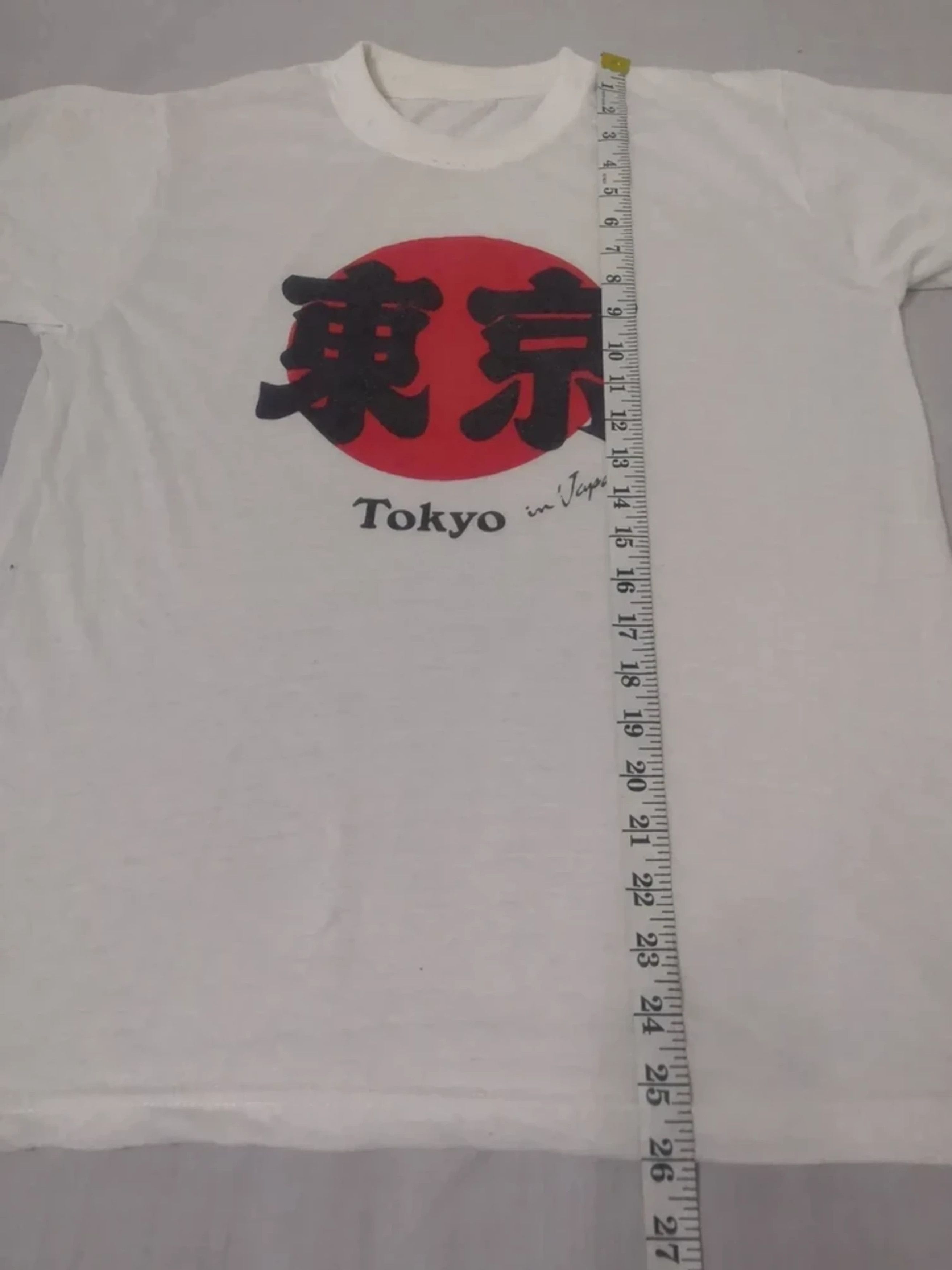 Japanese Brand Vintage Tokyo in Japan T Shirt Paper Thin Size US M / EU 48-50 / 2 - 4 Thumbnail