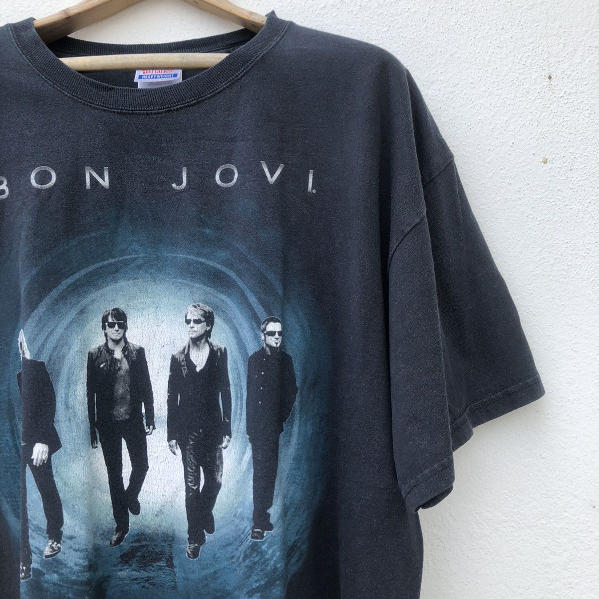 Band Tees Vintage 2010 Bon Jovi The Circle Size US XL / EU 56 / 4 - 2 Thumbnail