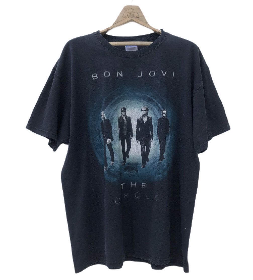 Band Tees Vintage 2010 Bon Jovi The Circle Size US XL / EU 56 / 4 - 1 Thumbnail