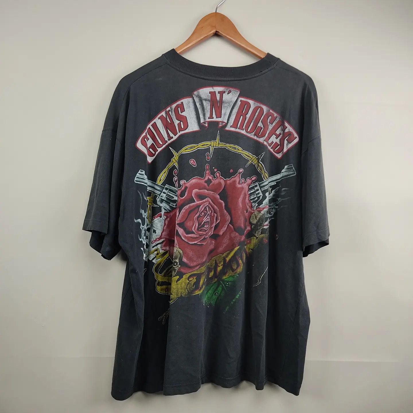 Band Tees × Guns N' Roses × Vintage 90's Guns N Roses Axl Rose Tattoo Full print Size US XL / EU 56 / 4 - 7 Thumbnail