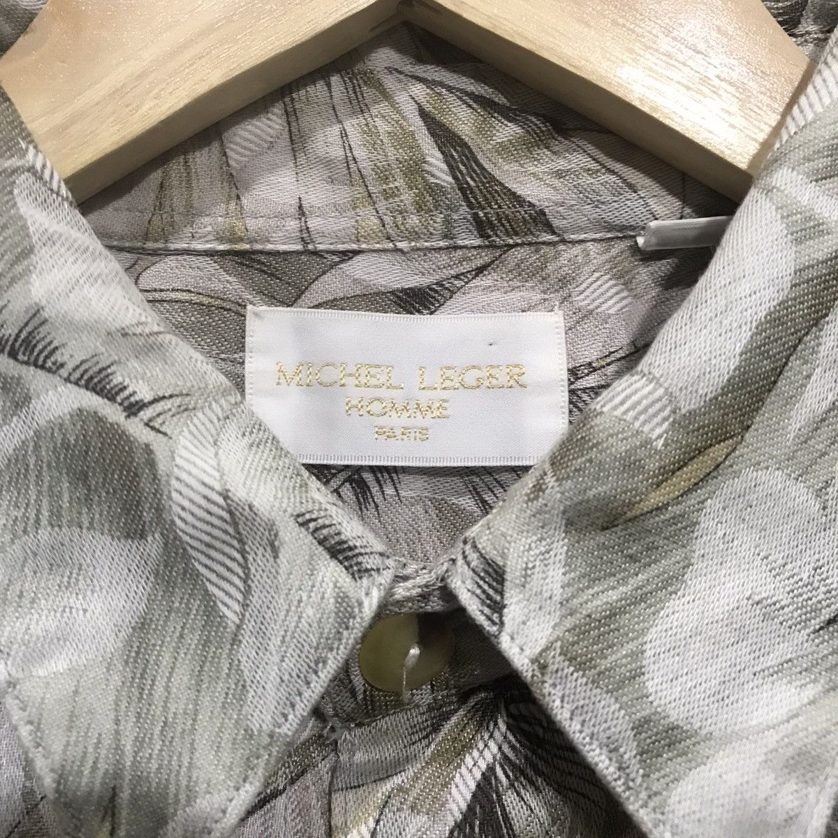 Designer Michel Leger Homme Paris france designer Floral abstract Size US M / EU 48-50 / 2 - 7 Thumbnail