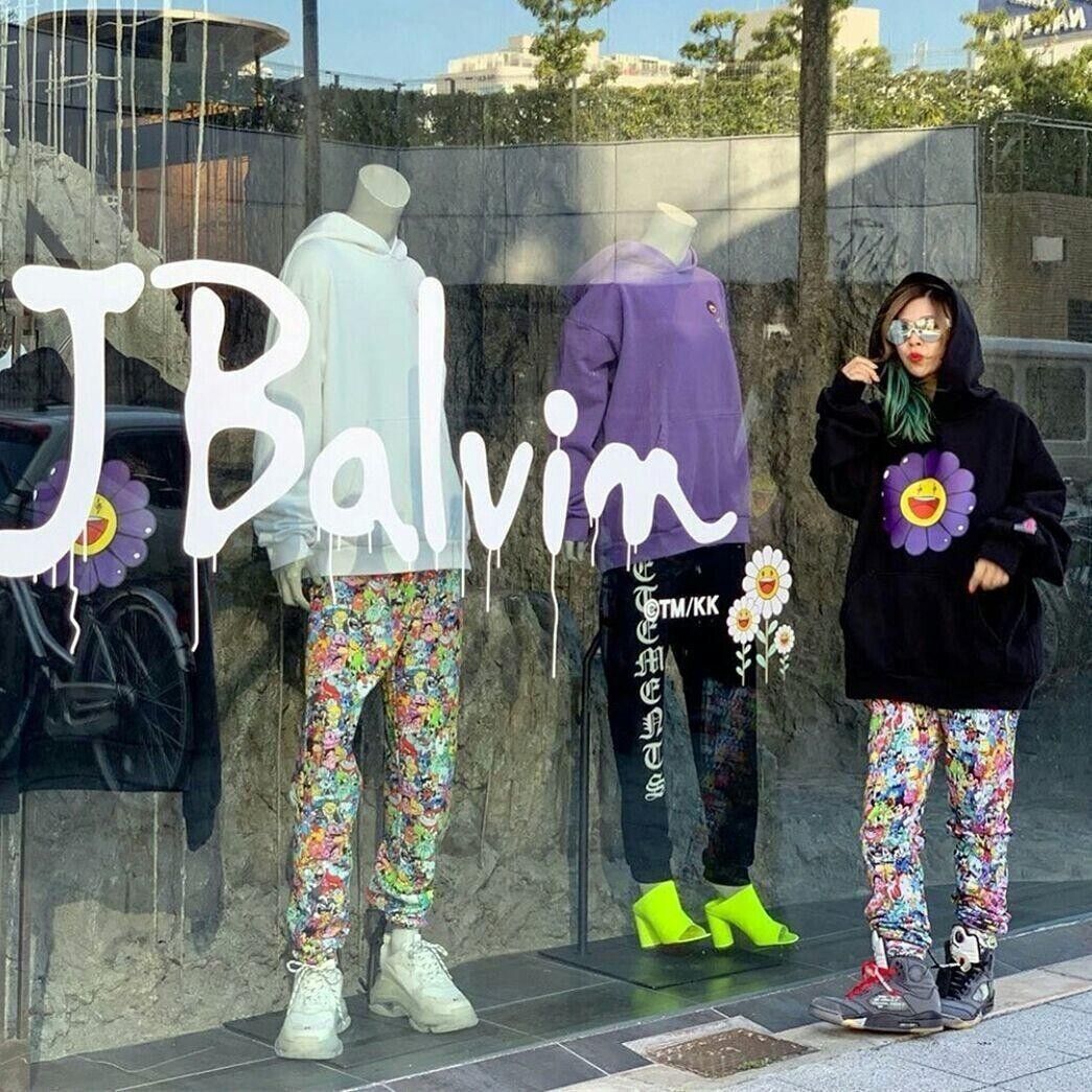 J Balvin × Takashi Murakami Medium Morado Flower Hoodie Purple 1 2 Kiki Black ABC Shirt Size US M / EU 48-50 / 2 - 9 Thumbnail