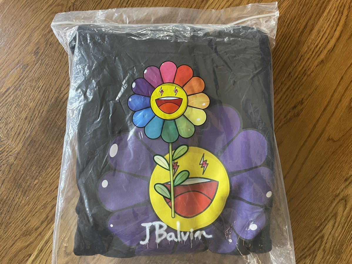 J Balvin × Takashi Murakami Medium Morado Flower Hoodie Purple 1 2 Kiki Black ABC Shirt Size US M / EU 48-50 / 2 - 4 Thumbnail