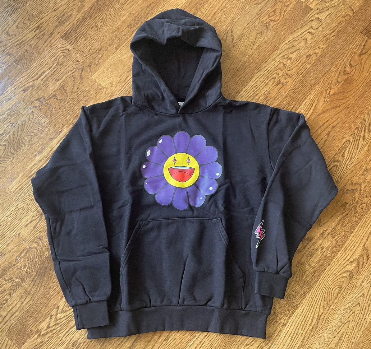 J Balvin × Takashi Murakami Medium Morado Flower Hoodie Purple 1 2 Kiki Black ABC Shirt Size US M / EU 48-50 / 2 - 10 Thumbnail