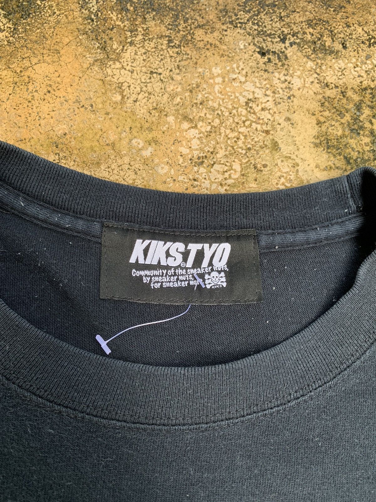 Japanese Brand × KIKS TYO Steals! Kiks Tyo Streetwear Sneaker Culture Tee Size US L / EU 52-54 / 3 - 4 Thumbnail