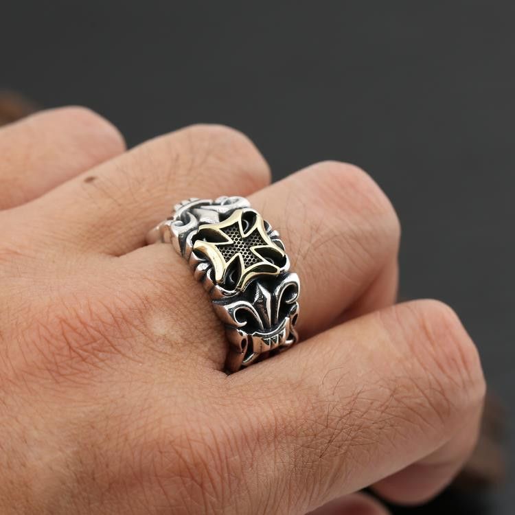 Jewelry New Punk Big Cross Ring Size ONE SIZE - 2 Thumbnail