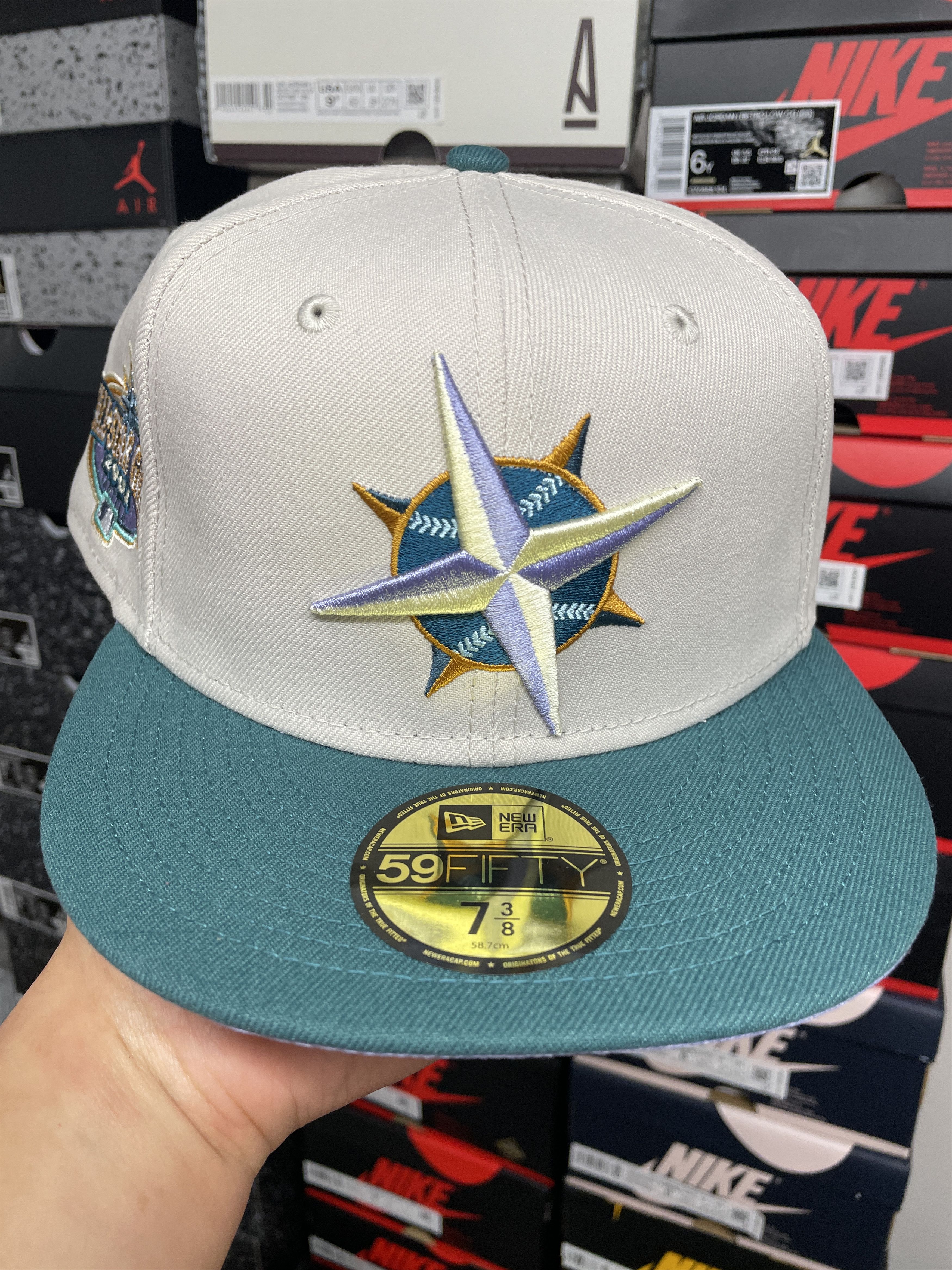 MLB × New Era 7 3/8 White Teal Seattle Mariners Two 2 Tone 2001 All Star Size ONE SIZE - 2 Thumbnail