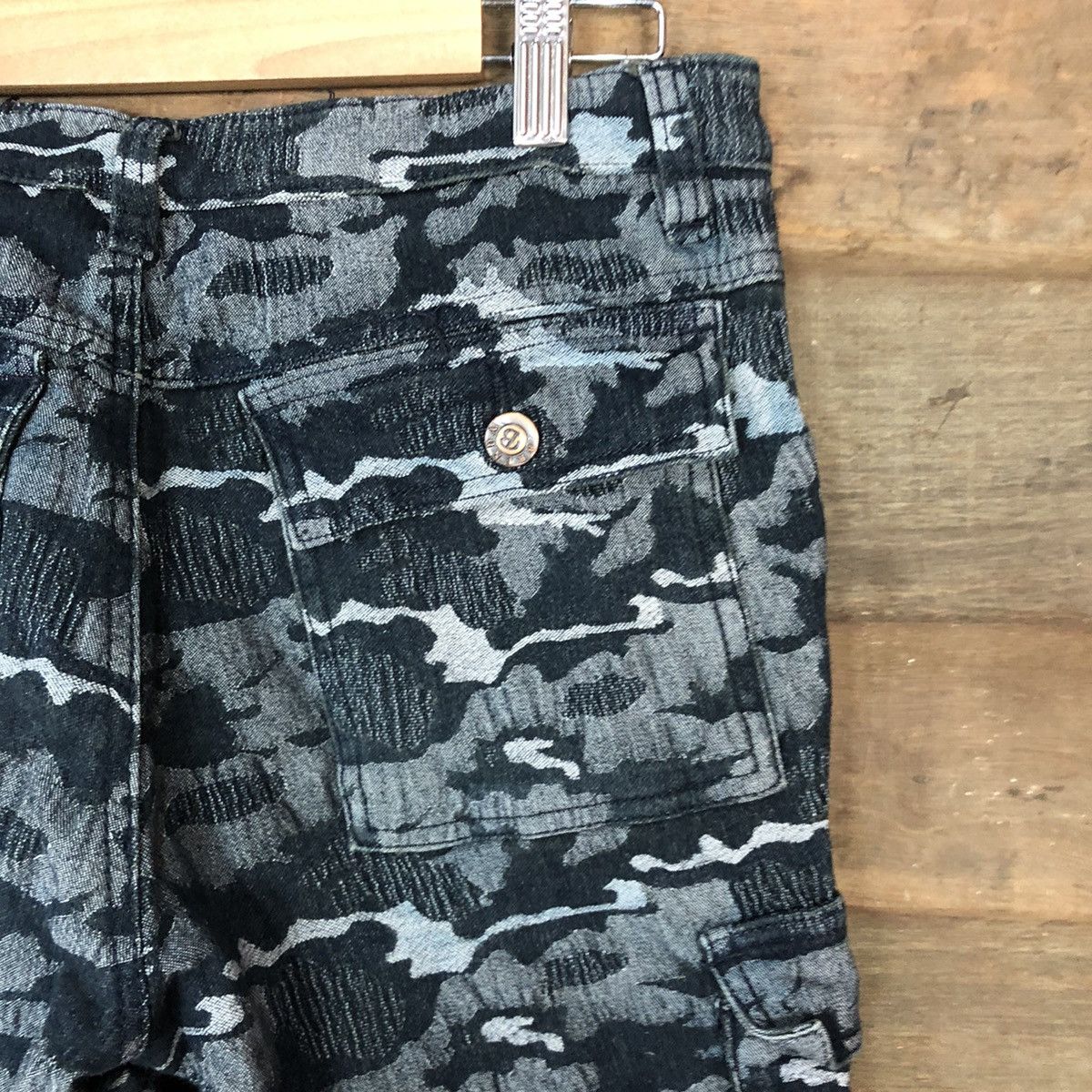 Japanese Brand DLL Brenda B Blue art camo multipocket Cargo Pants #2649 Size US 29 - 15 Thumbnail