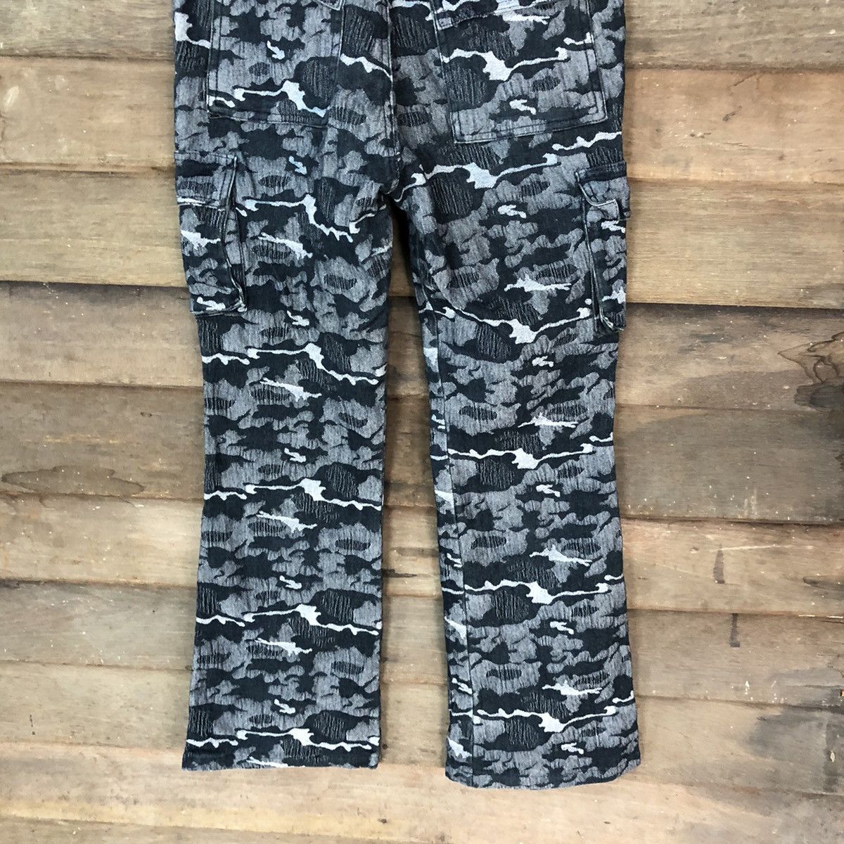 Japanese Brand DLL Brenda B Blue art camo multipocket Cargo Pants #2649 Size US 29 - 13 Thumbnail