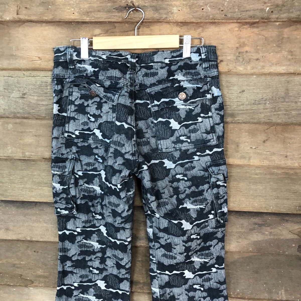 Japanese Brand DLL Brenda B Blue art camo multipocket Cargo Pants #2649 Size US 29 - 12 Thumbnail