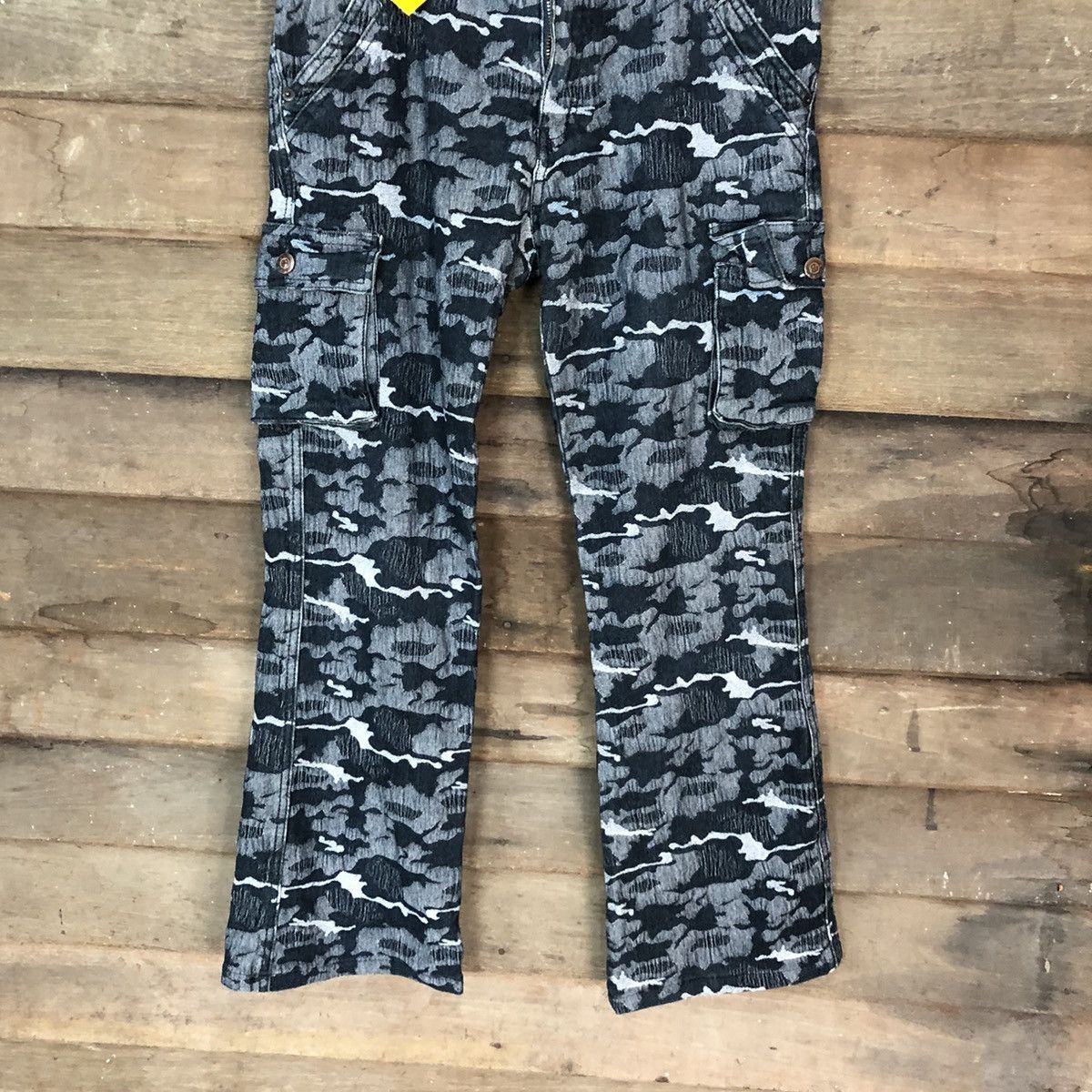 Japanese Brand DLL Brenda B Blue art camo multipocket Cargo Pants #2649 Size US 29 - 3 Thumbnail
