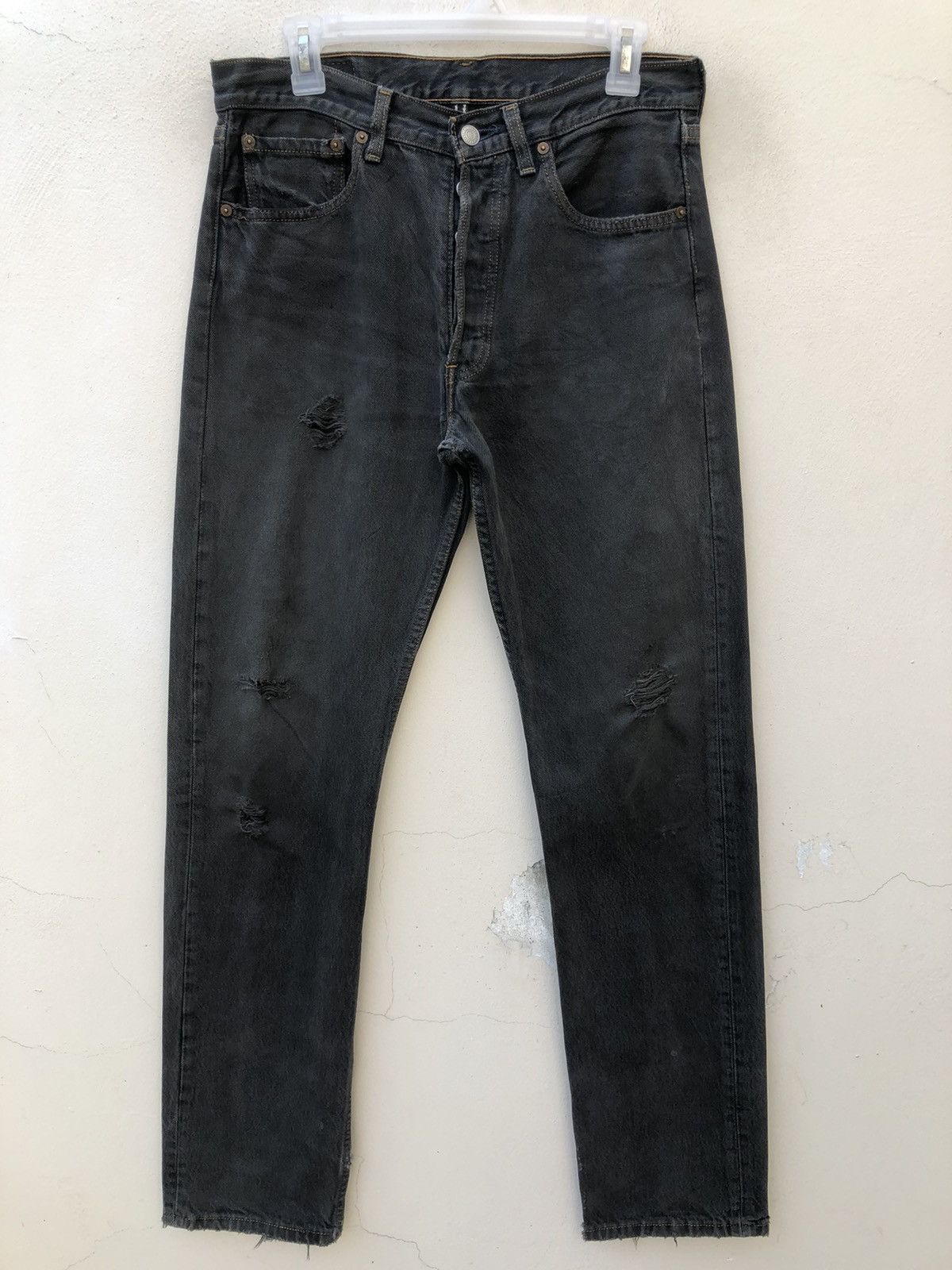 Levi's Vintage 1996 Levi’s 501 Jeans Distressed Faded Black Denim Size US 31 - 3 Thumbnail