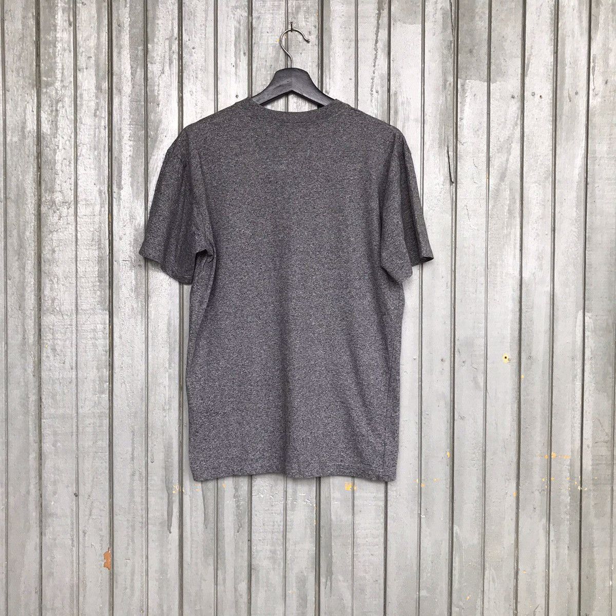 Vintage × Yves Saint Laurent *🔥Vintage YVES SAINT LAURENT V neck Small logo embroidery Size US M / EU 48-50 / 2 - 5 Thumbnail