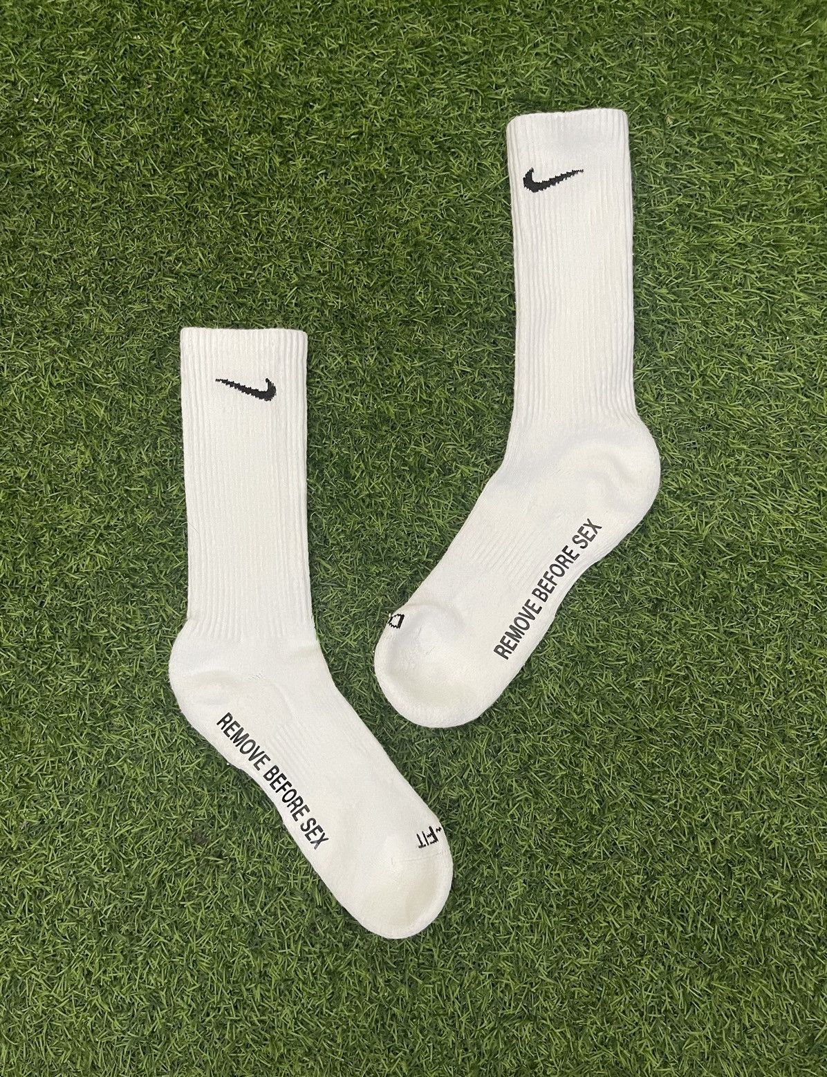 Nike “REMOVE BEFORE SEX” NIKE CUSTOM SOCKS Size ONE SIZE - 1 Preview