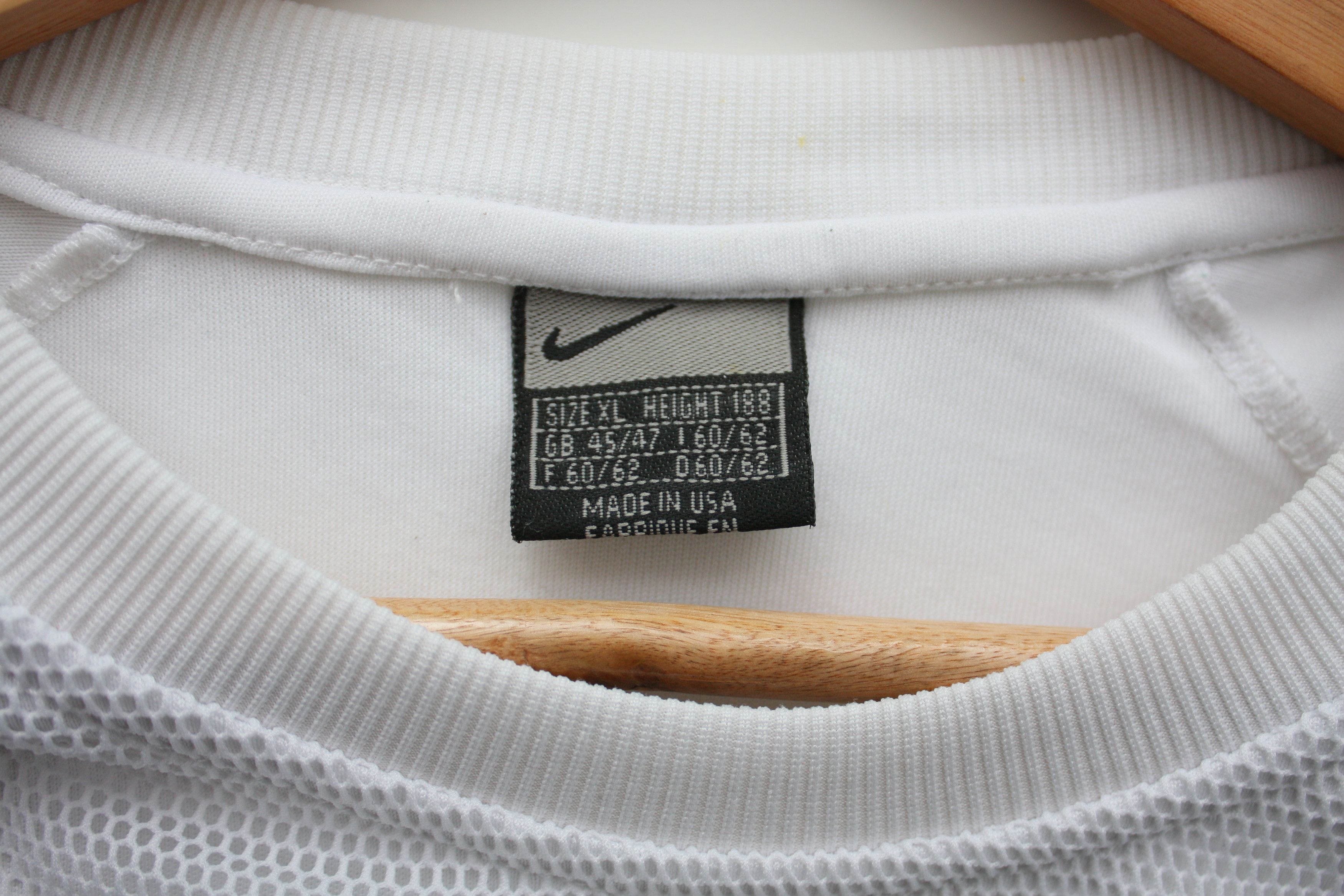 Nike Nike Shox White Mesh Vintage T-Shirt Size US M / EU 48-50 / 2 - 3 Thumbnail