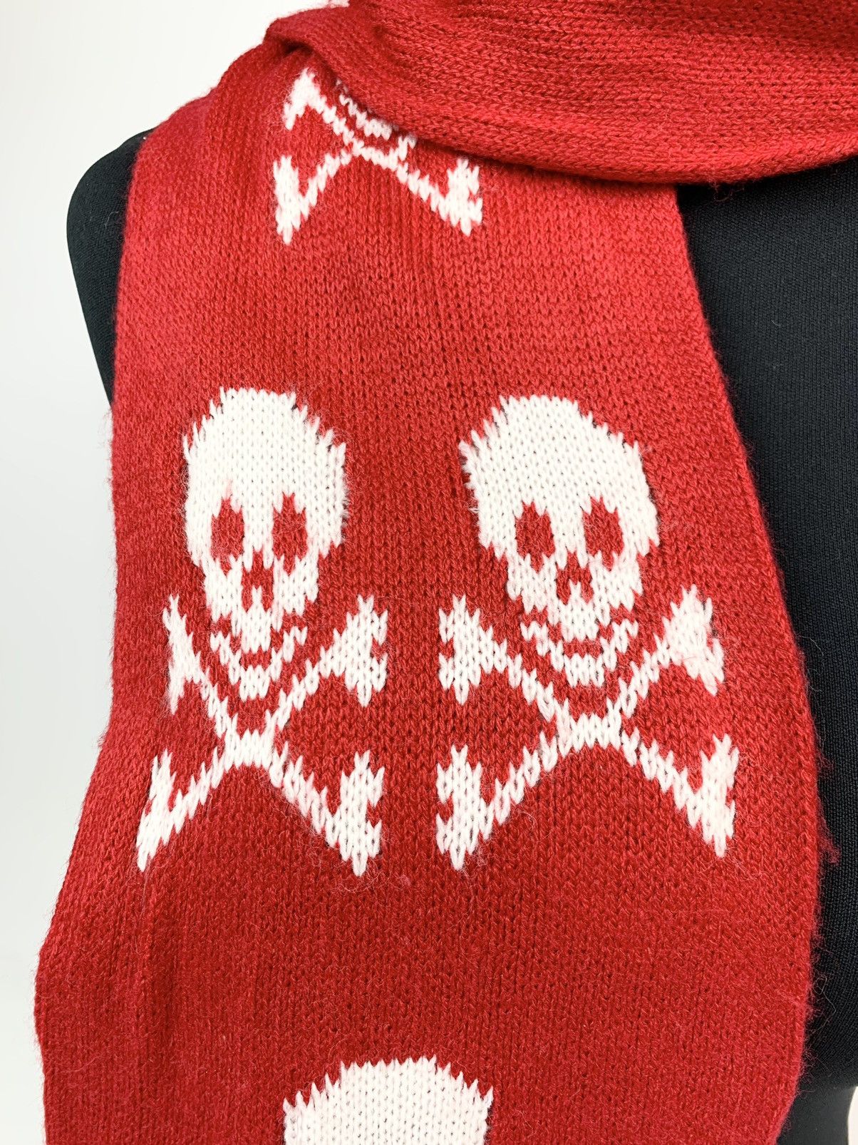 Japanese Brand JAPANESE BRAND knit scarf / muffler skull design Size ONE SIZE - 2 Thumbnail