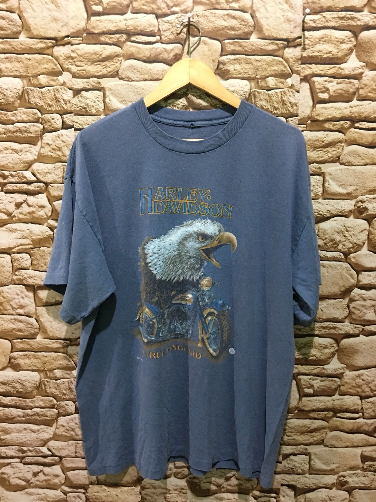 Harley Davidson Vintage 90s Harley Davidson 3D Emblem Design Shirt Size US XL / EU 56 / 4 - 1 Thumbnail