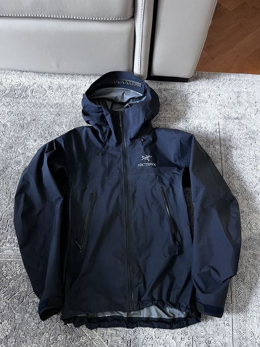 Arc'Teryx Arc’teryx Beta AR stormhood | Grailed