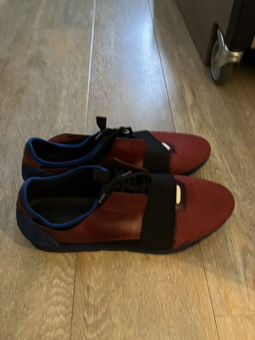 balenciaga foam runners