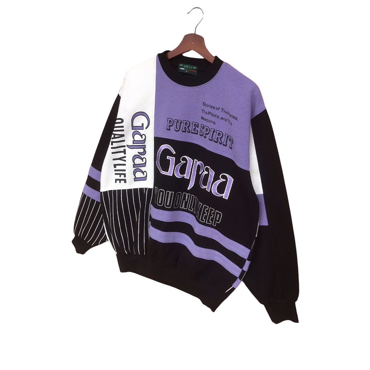 Japanese Brand Garaa big logo embroidered crewneck jumper L size Size US L / EU 52-54 / 3 - 3 Thumbnail