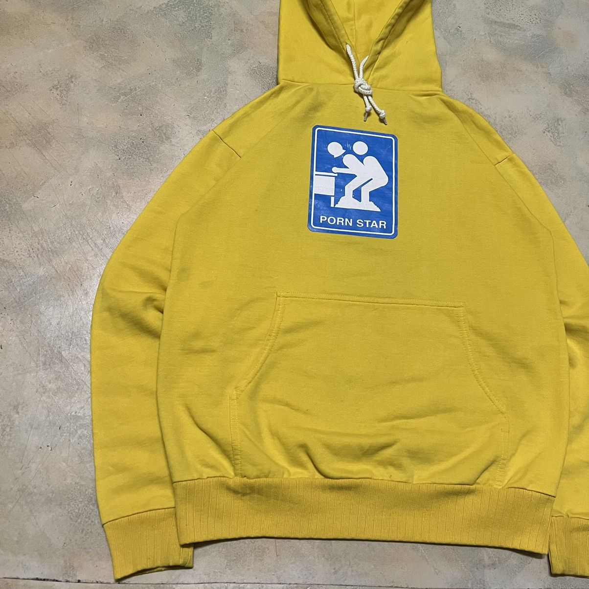 Other Vintage Porn Star Big Logo Hoodie Size US L / EU 52-54 / 3 - 4 Thumbnail