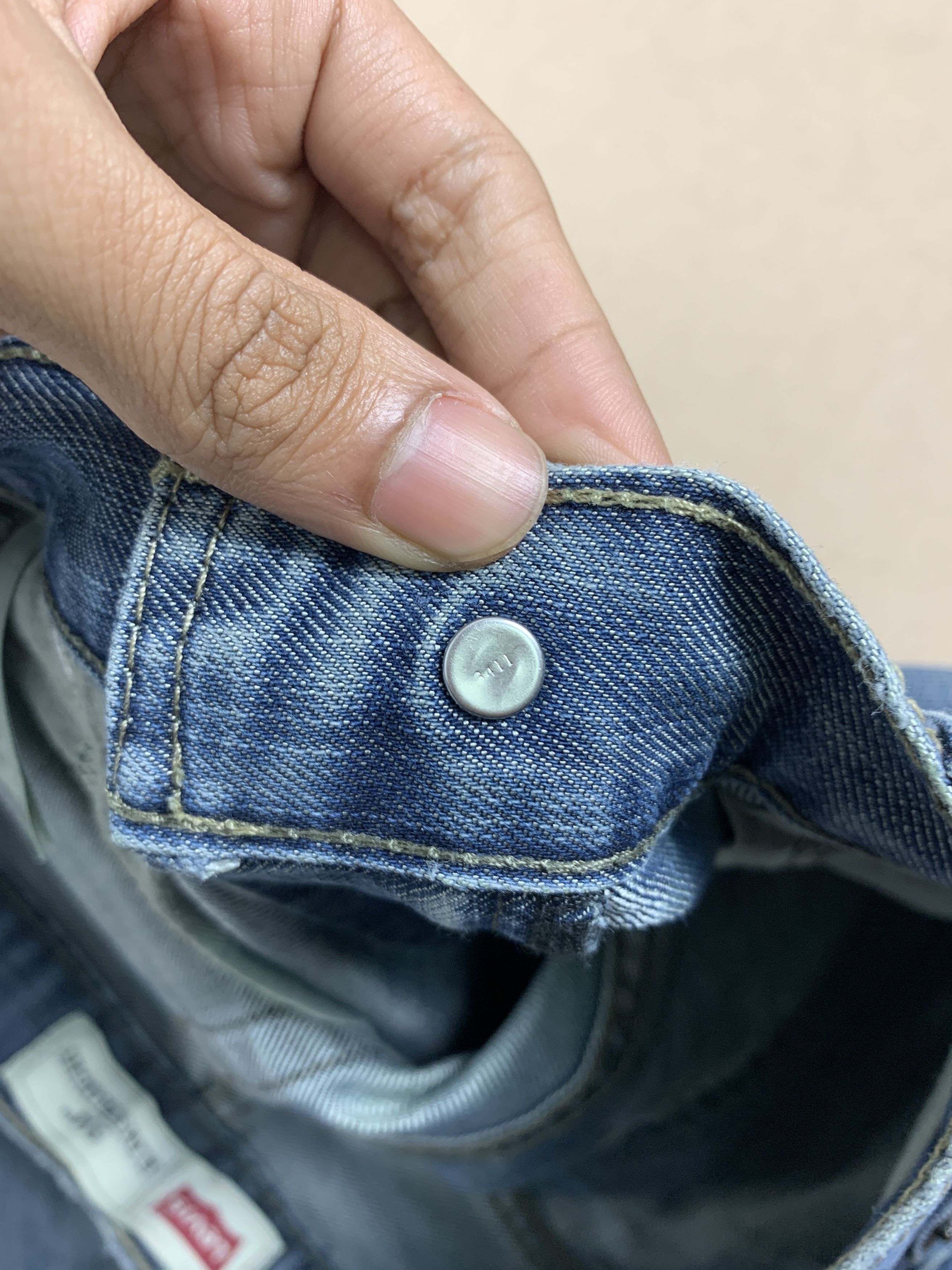 Levi's Vintage Levis 514 Striaght Cut Distressed Jeans P0355 Size US 29 - 14 Thumbnail
