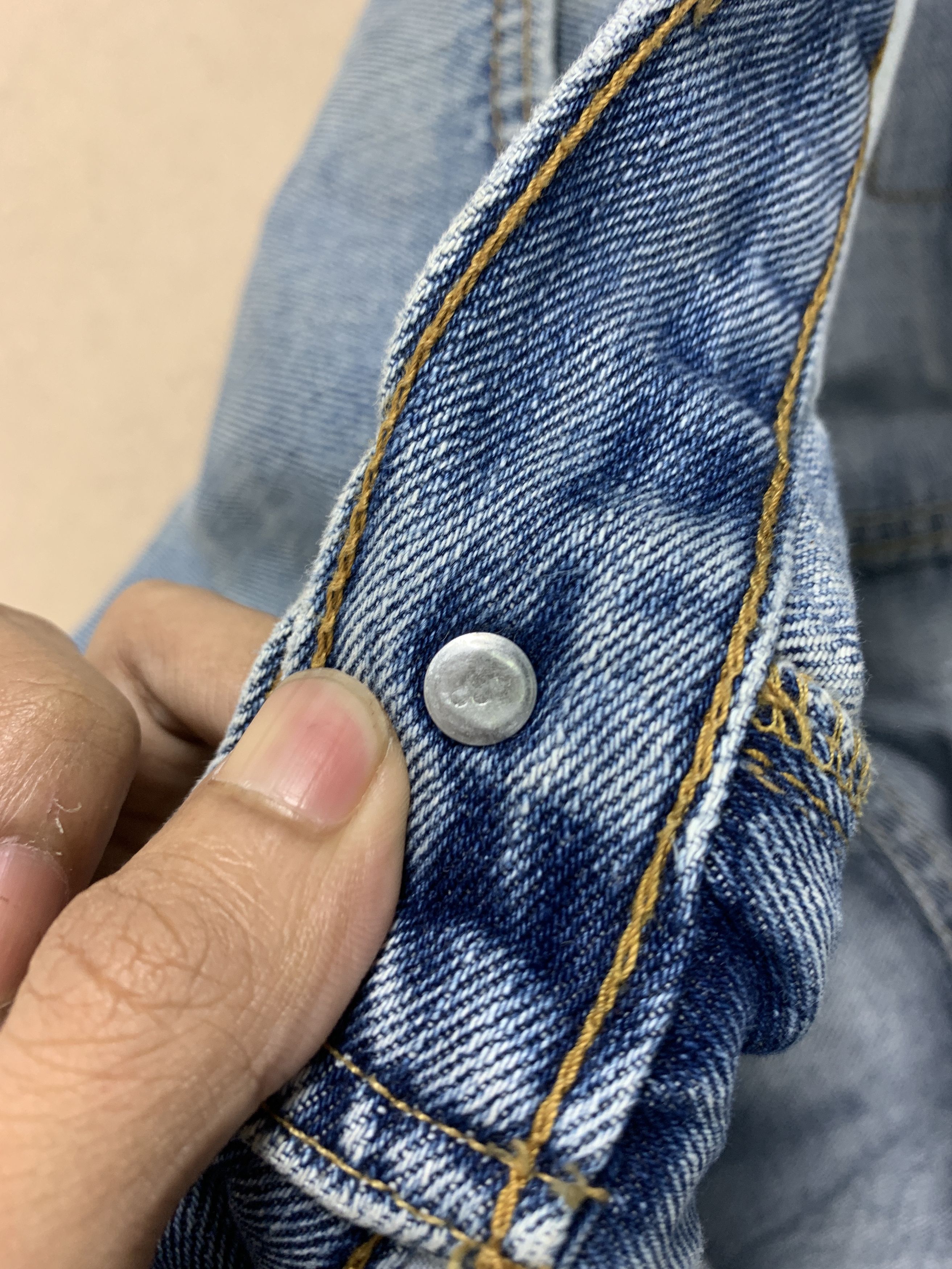 Levi's × Vintage Vintage LEVI'S 505 Straight Cut Faded Distressed Jeans Size US 31 - 14 Thumbnail
