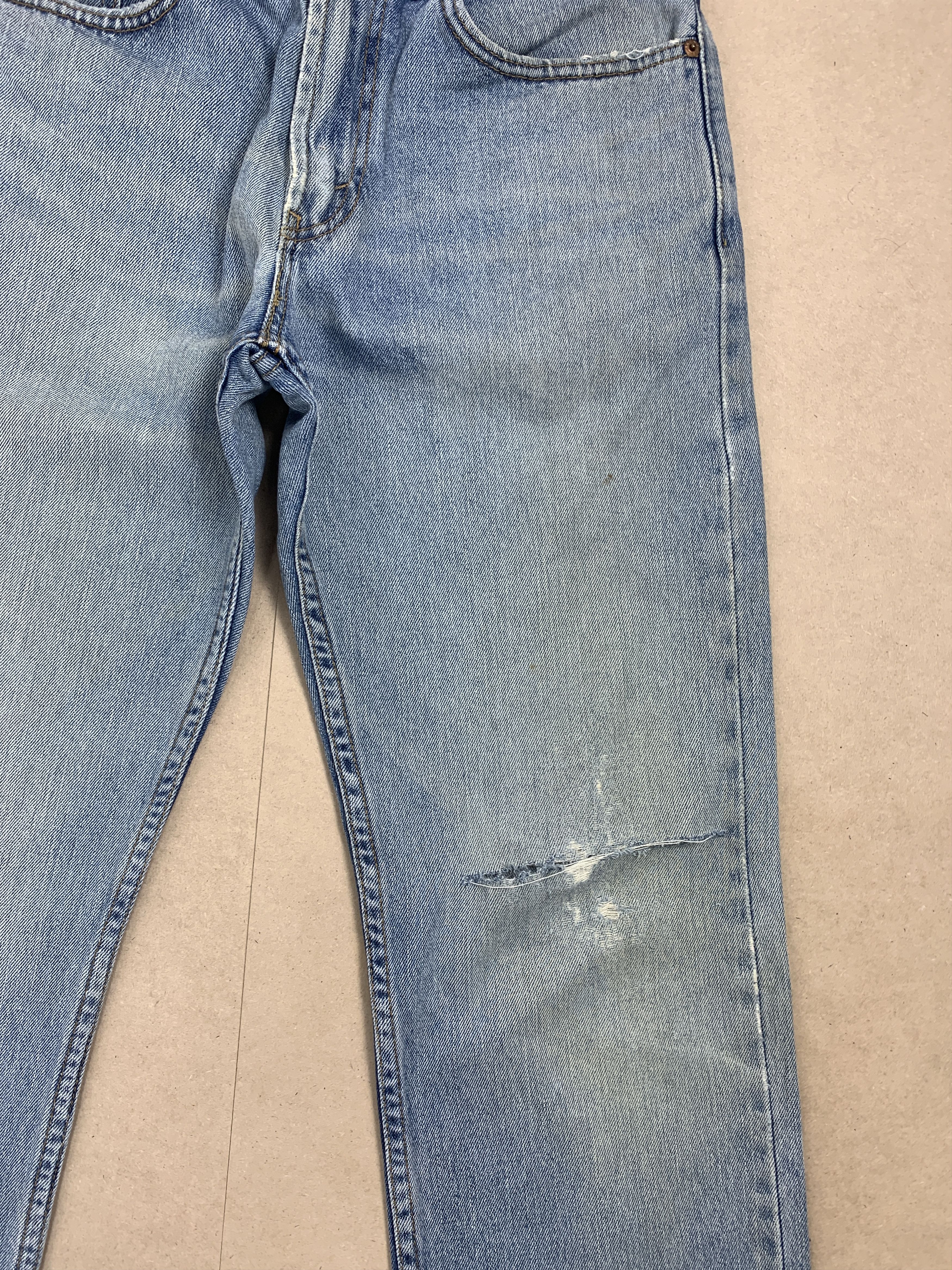 Levi's × Vintage Vintage LEVI'S 505 Straight Cut Faded Distressed Jeans Size US 31 - 4 Thumbnail