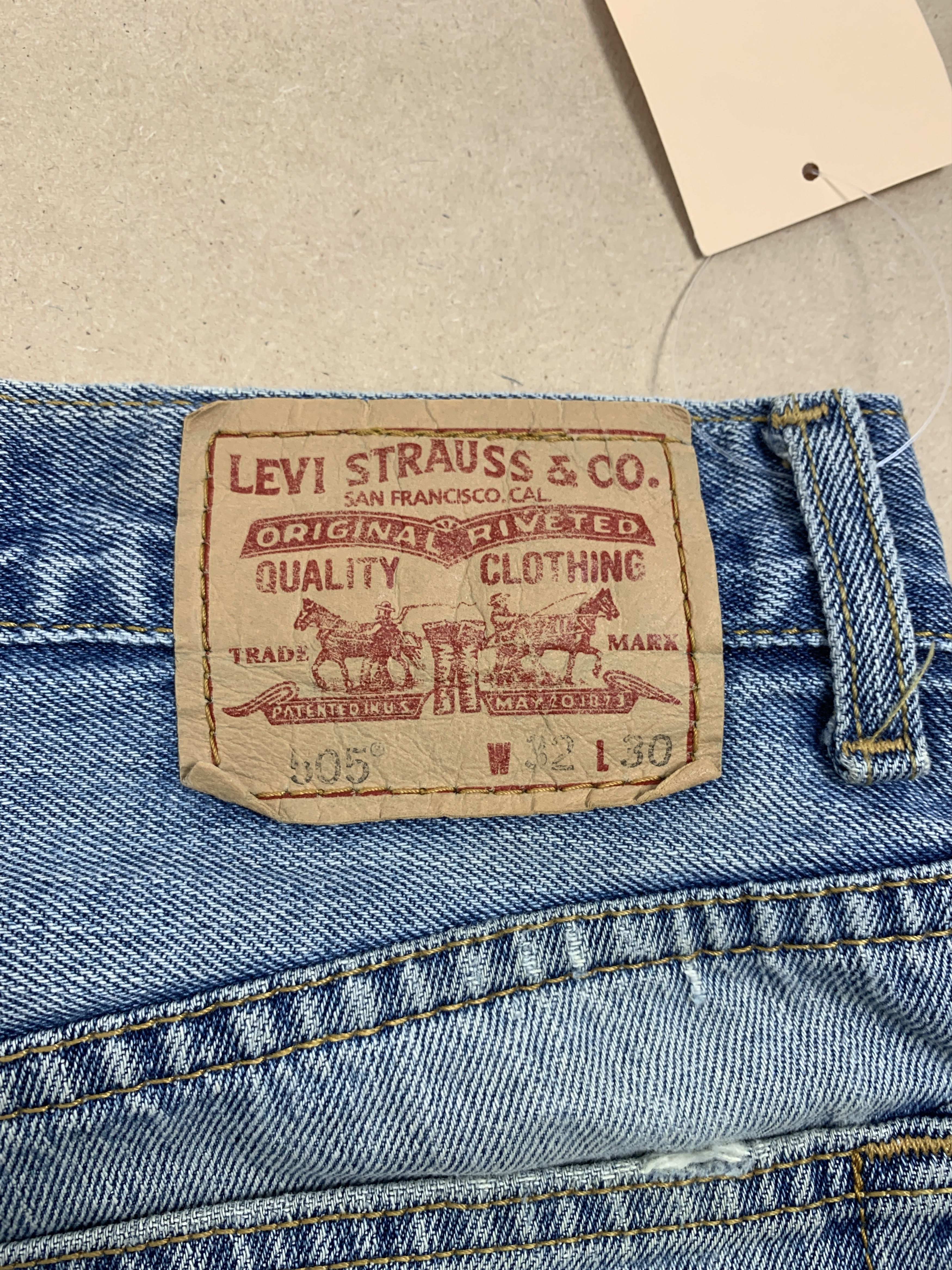 Levi's × Vintage Vintage LEVI'S 505 Straight Cut Faded Distressed Jeans Size US 31 - 10 Thumbnail