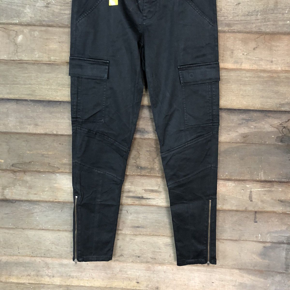 Japanese Brand Ofuon muti pocket bottom zipper cargo Black Pants #3779 Size US 28 / EU 44 - 3 Thumbnail