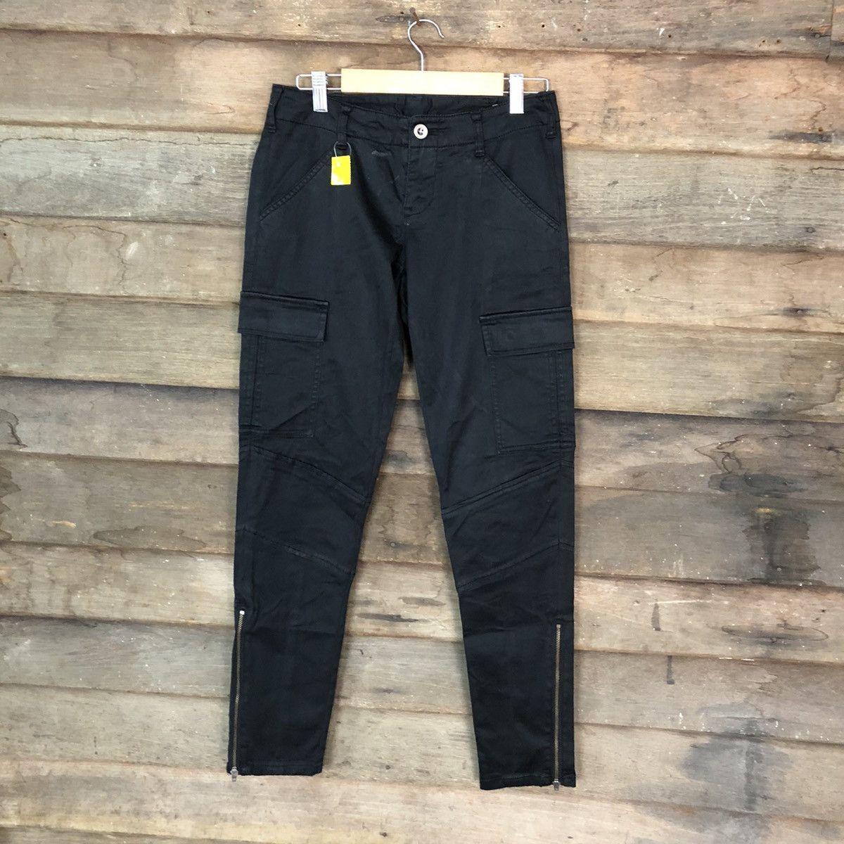 Japanese Brand Ofuon muti pocket bottom zipper cargo Black Pants #3779 Size US 28 / EU 44 - 1 Thumbnail