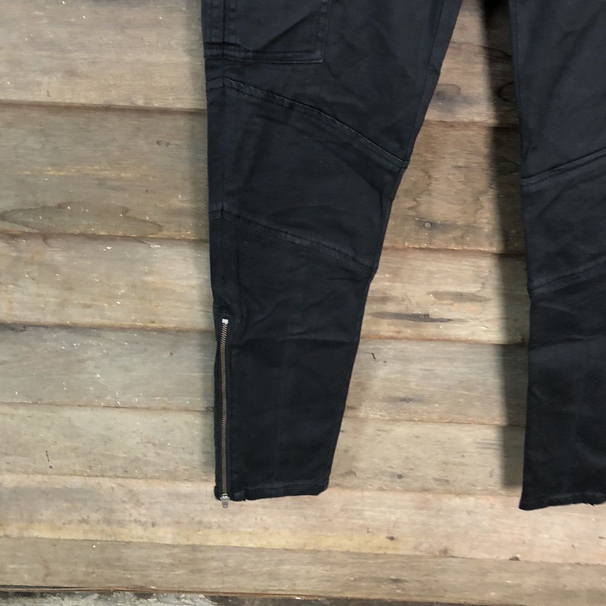 Japanese Brand Ofuon muti pocket bottom zipper cargo Black Pants #3779 Size US 28 / EU 44 - 8 Thumbnail