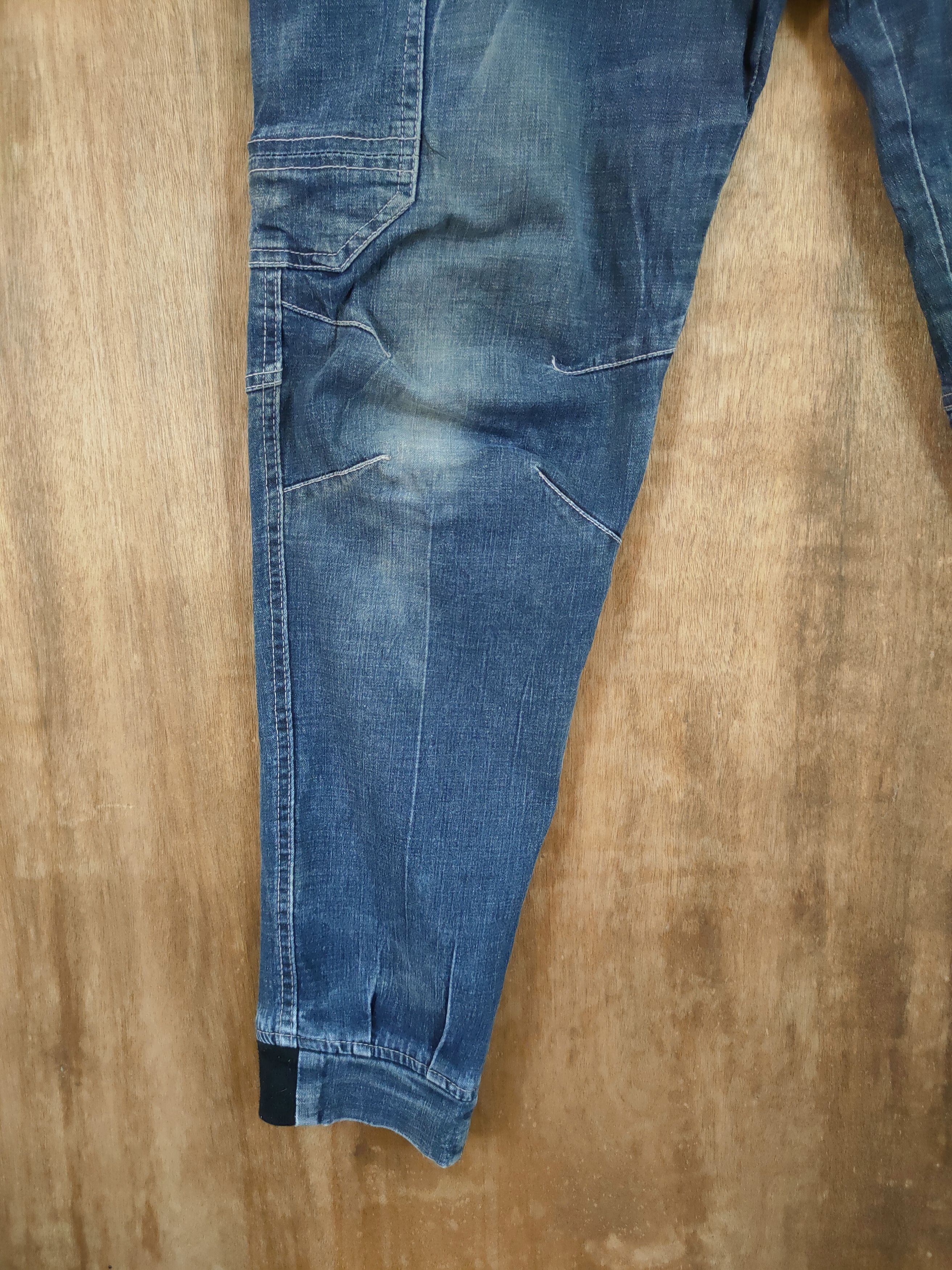 Japanese Brand Japan jogger distressed denim multipocket cargo #46-876 Size US 31 - 2 Thumbnail
