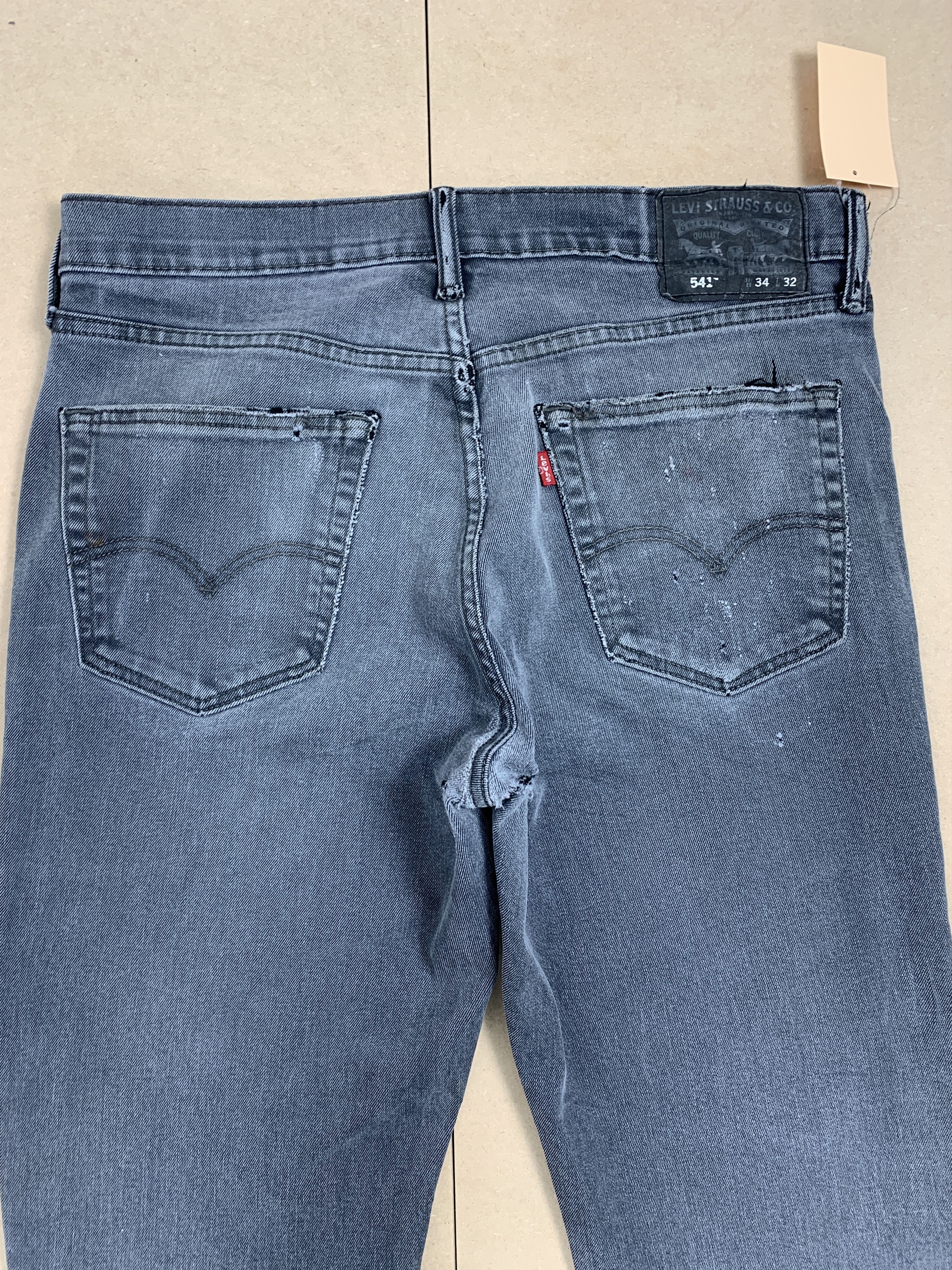 Levi's Vintage Levis 541 Straight Cut Distressed Faded Black Jeans Size US 34 / EU 50 - 10 Thumbnail