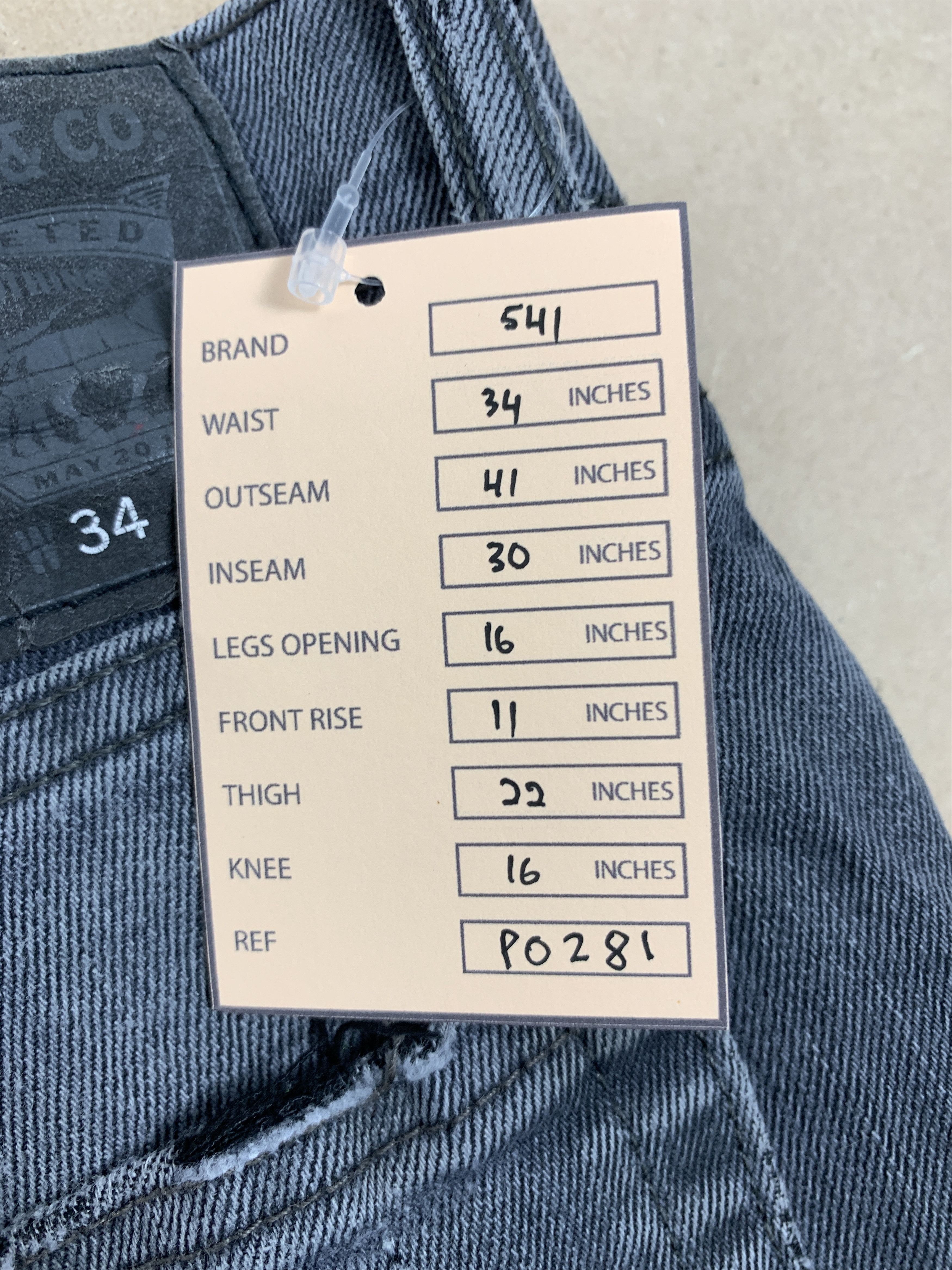 Levi's Vintage Levis 541 Straight Cut Distressed Faded Black Jeans Size US 34 / EU 50 - 24 Thumbnail