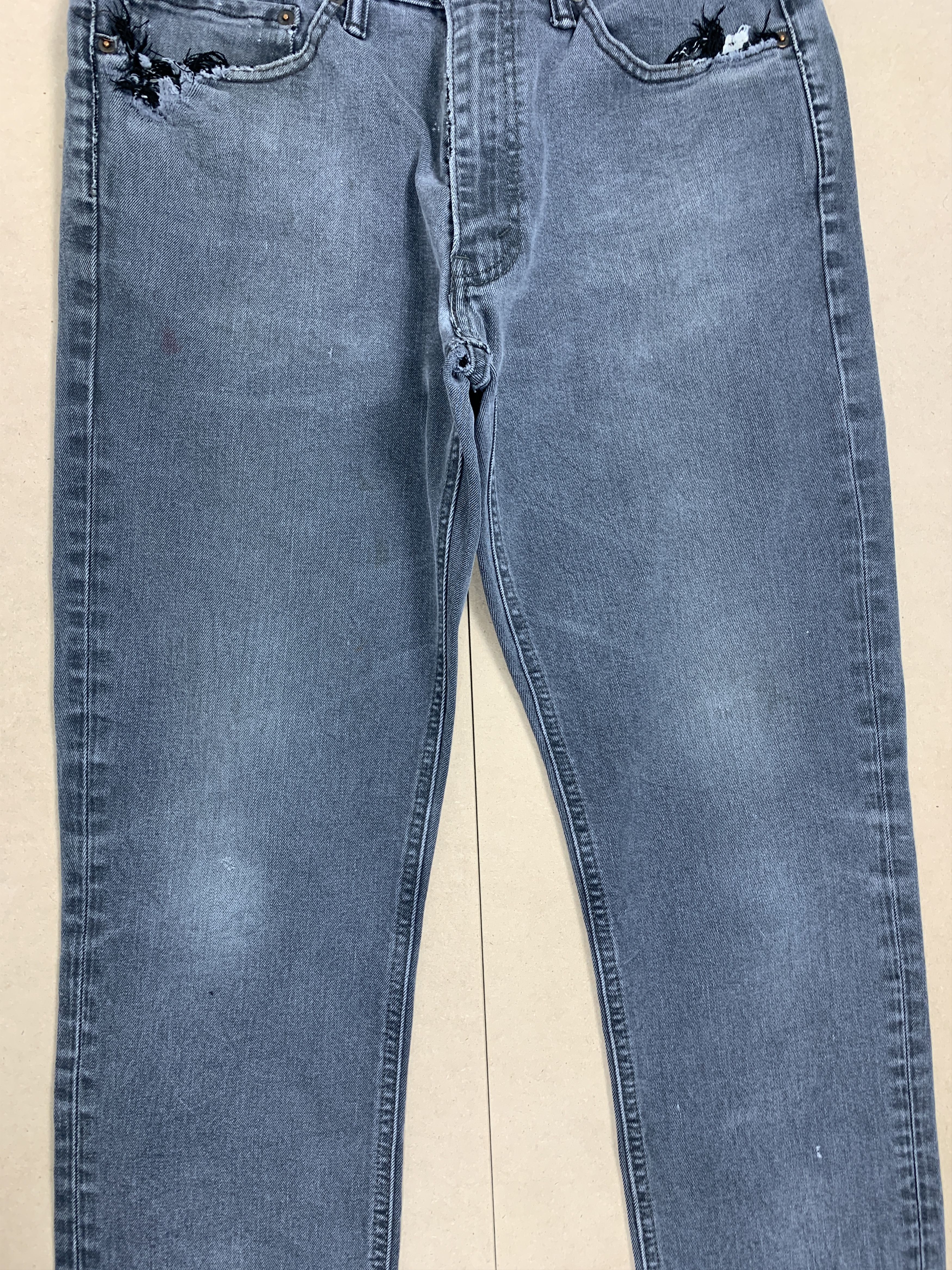 Levi's Vintage Levis 541 Straight Cut Distressed Faded Black Jeans Size US 34 / EU 50 - 3 Thumbnail