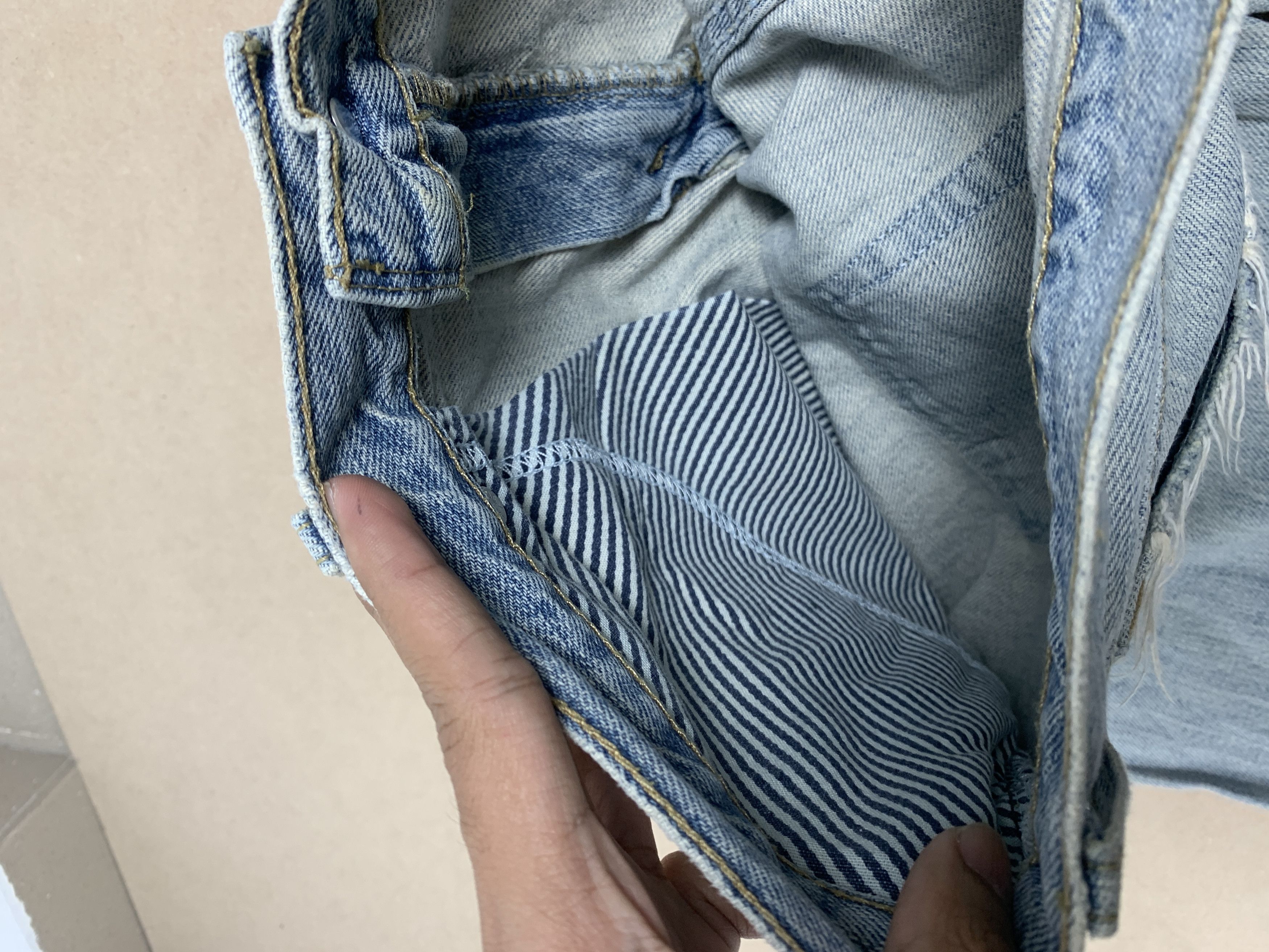 Levi's Vintage Levis 527 Low Boot Cut Distressed Light Wash Jeans Size US 32 / EU 48 - 15 Thumbnail