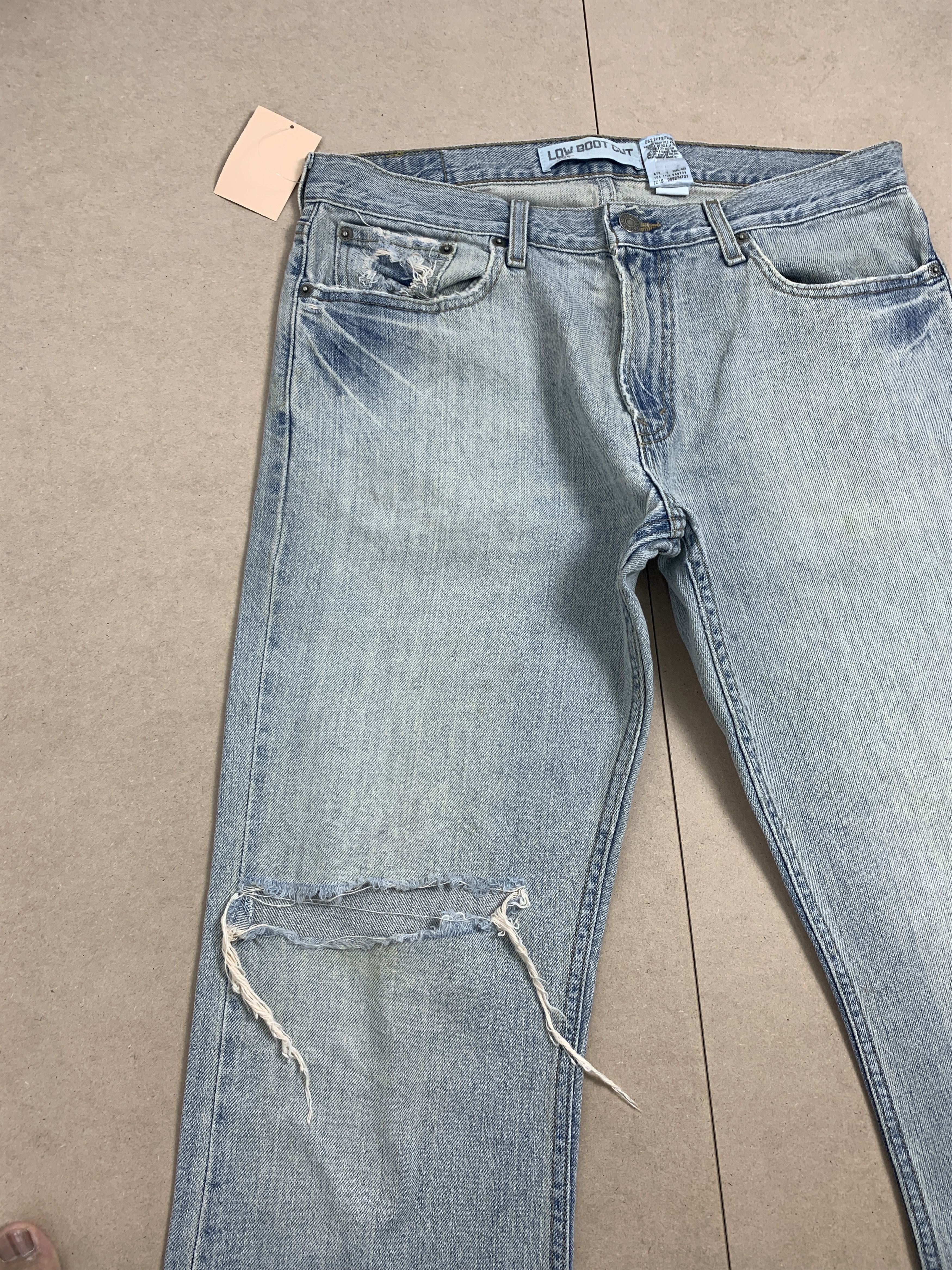 Levi's Vintage Levis 527 Low Boot Cut Distressed Light Wash Jeans Size US 32 / EU 48 - 5 Thumbnail