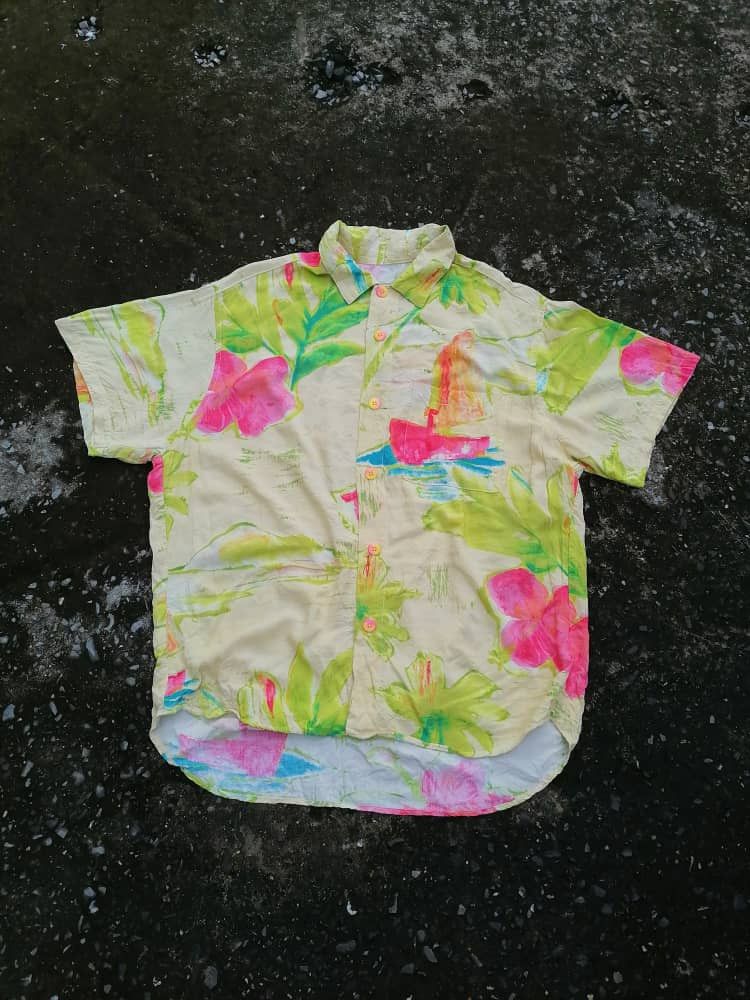 Jams World Jams World Womenwear Hawaiian Buttons Shirt Size ONE SIZE - 1 Thumbnail