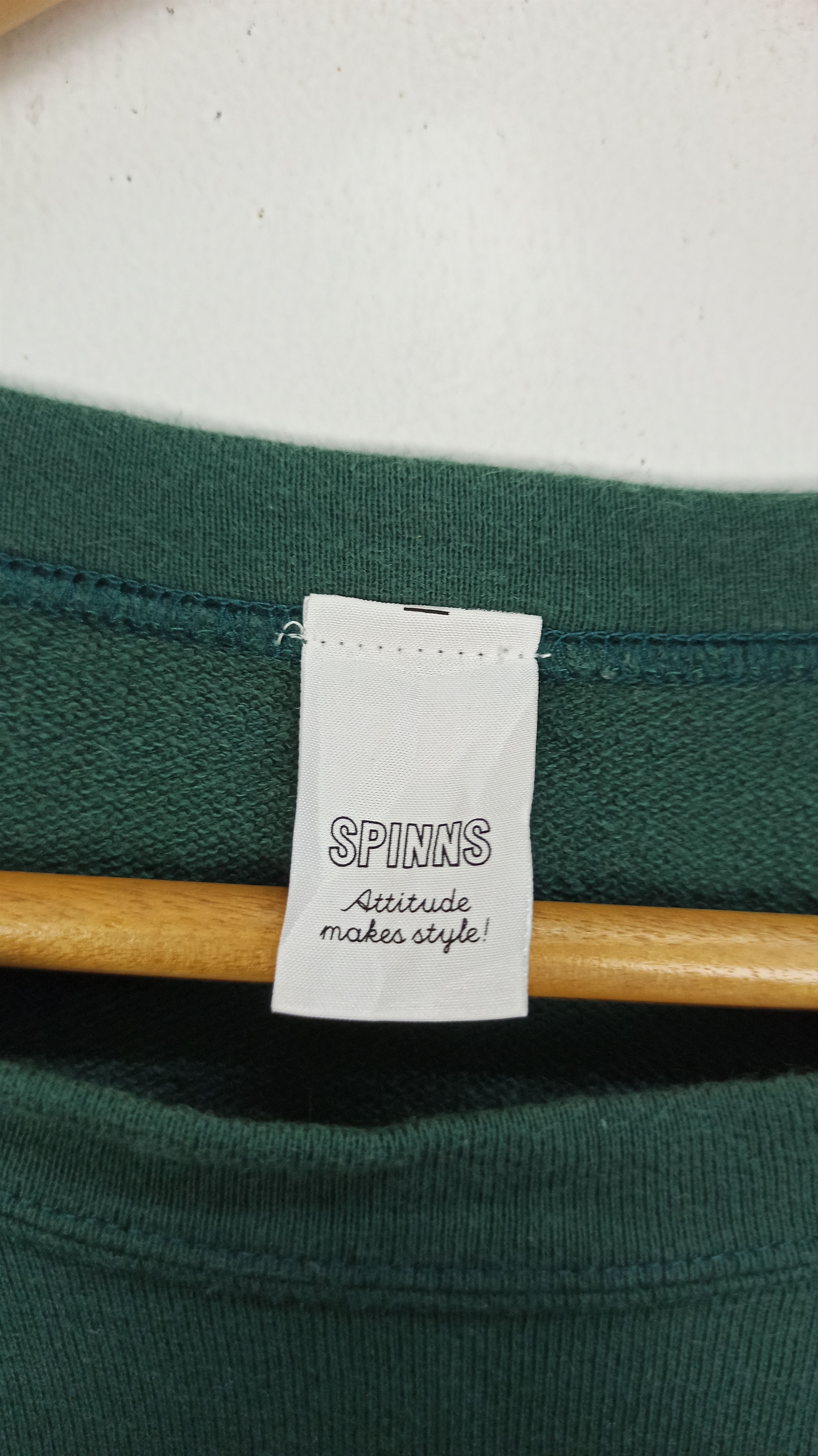 Japanese Brand Sweatshirt Naked Lady By Spinns Made in Japan Size US S / EU 44-46 / 1 - 4 Thumbnail
