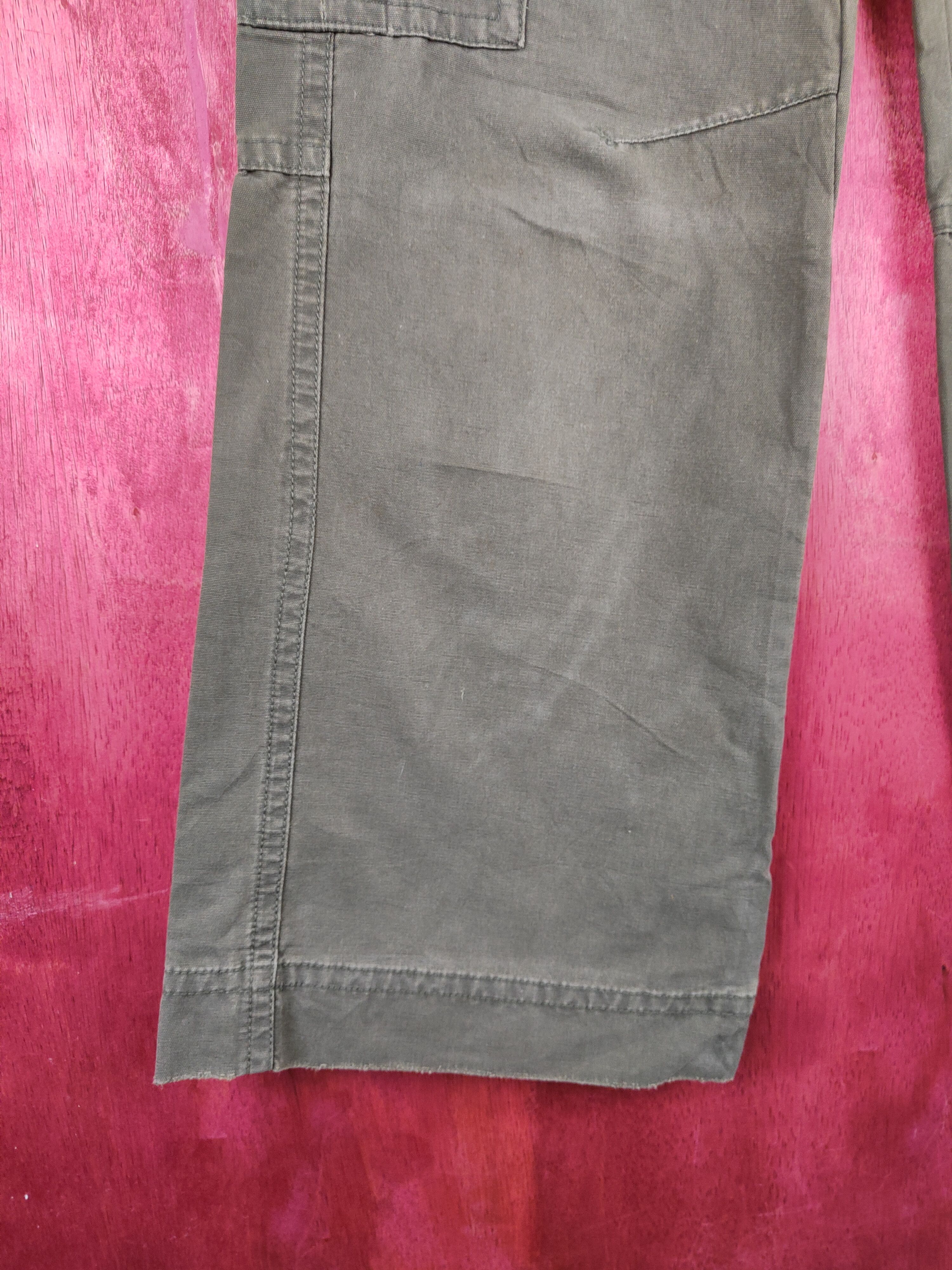 Japanese Brand × Old Navy Old Navy ultra low waist Multi Pocket Cargo Pants #S695 Size 33" - 4 Thumbnail